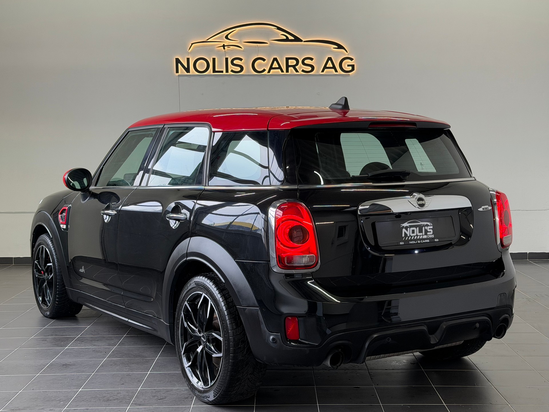 MINI Countryman John Cooper Works ALL4-image-5