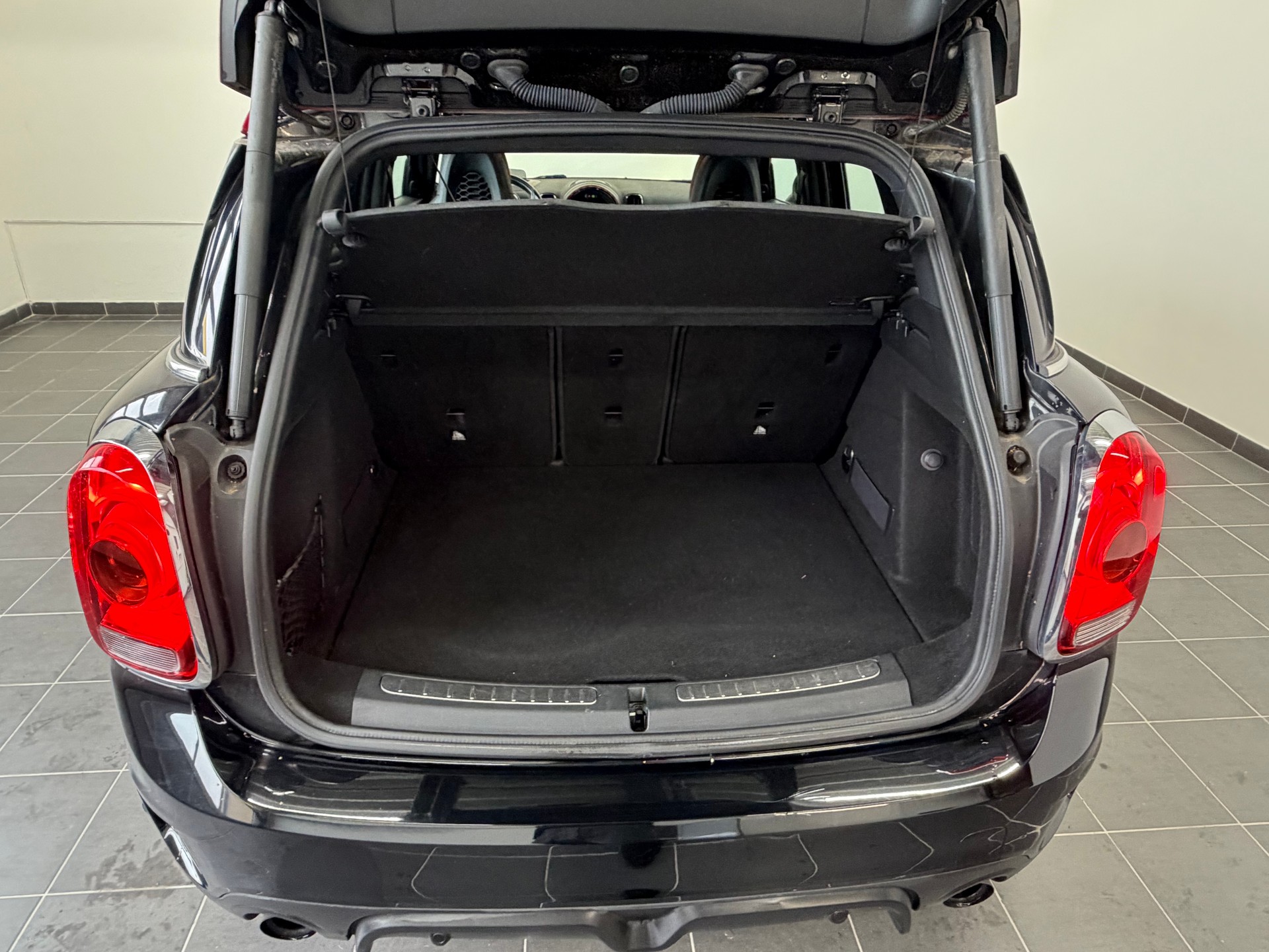 MINI Countryman John Cooper Works ALL4-image-7