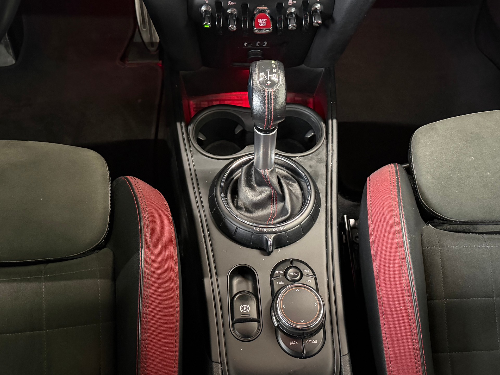 MINI Countryman John Cooper Works ALL4-image-13