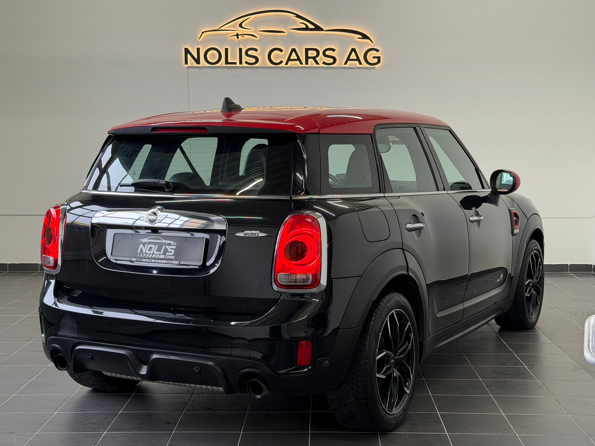 MINI Countryman John Cooper Works ALL4-image-6