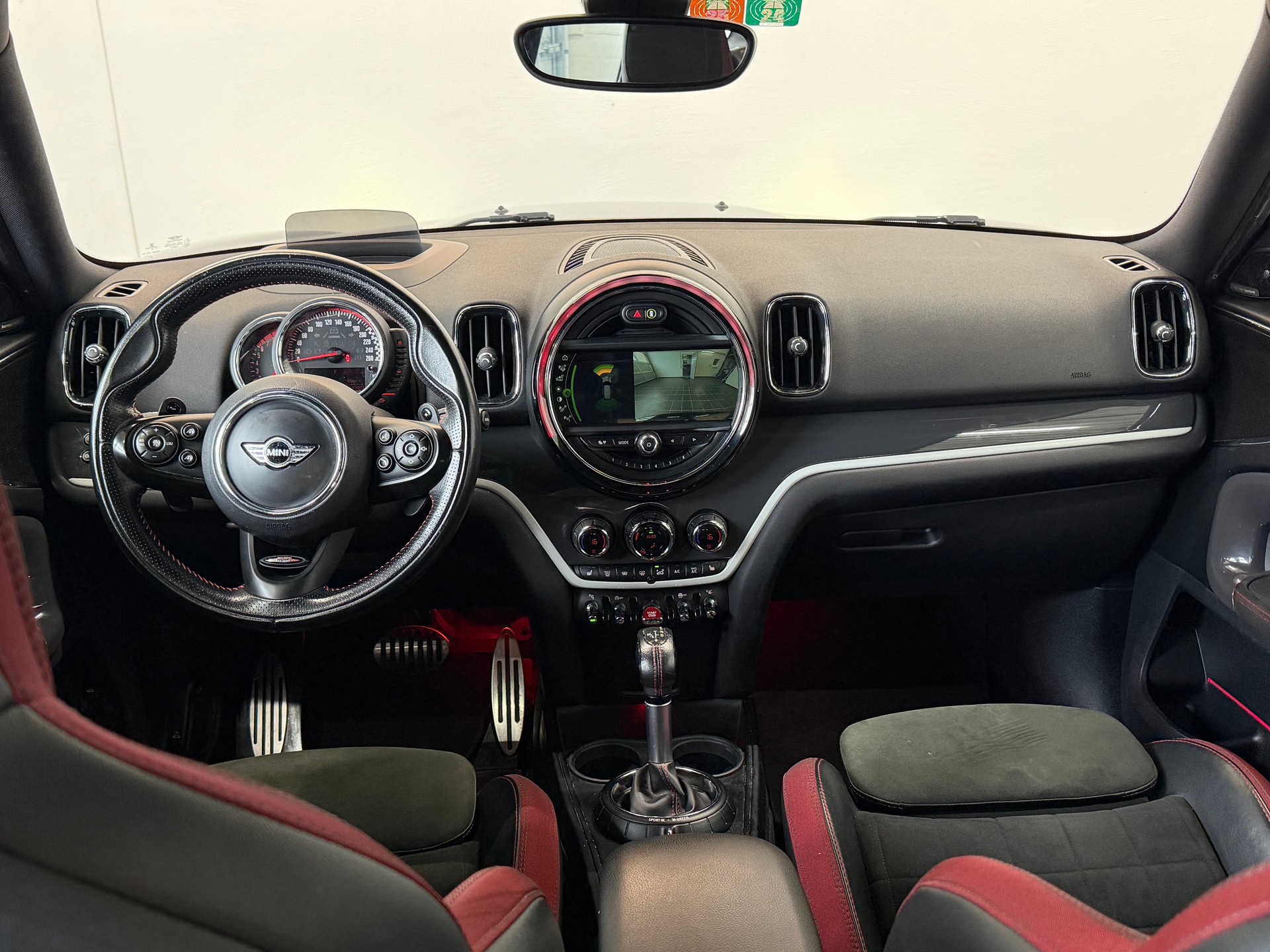 MINI Countryman John Cooper Works ALL4-image-8
