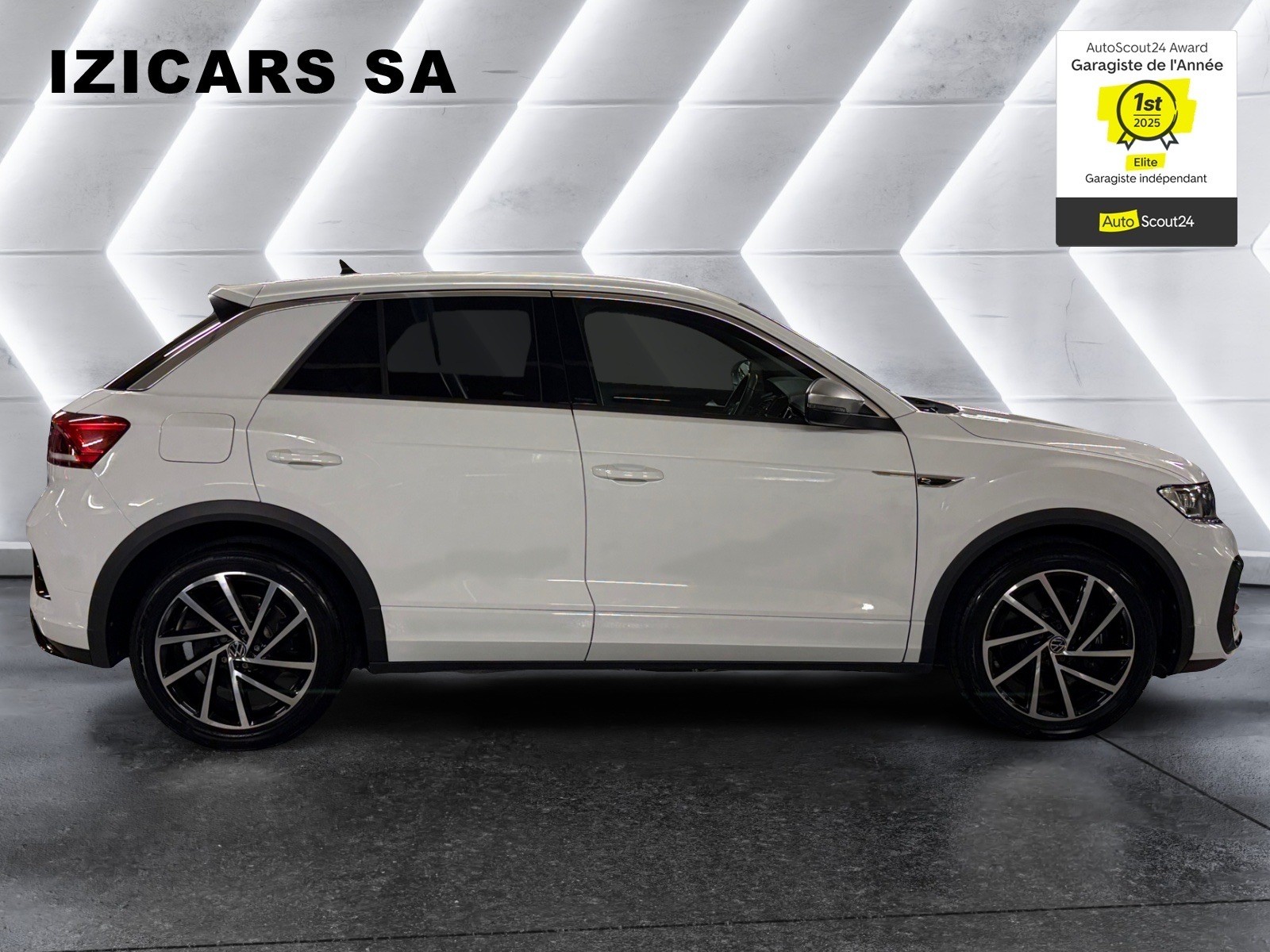 VW T-Roc 2.0 TSI R DSG 4Motion/BeatsAudio / Caméra de recul / App-Connect / Roues Hiver 17" incluses-image-8