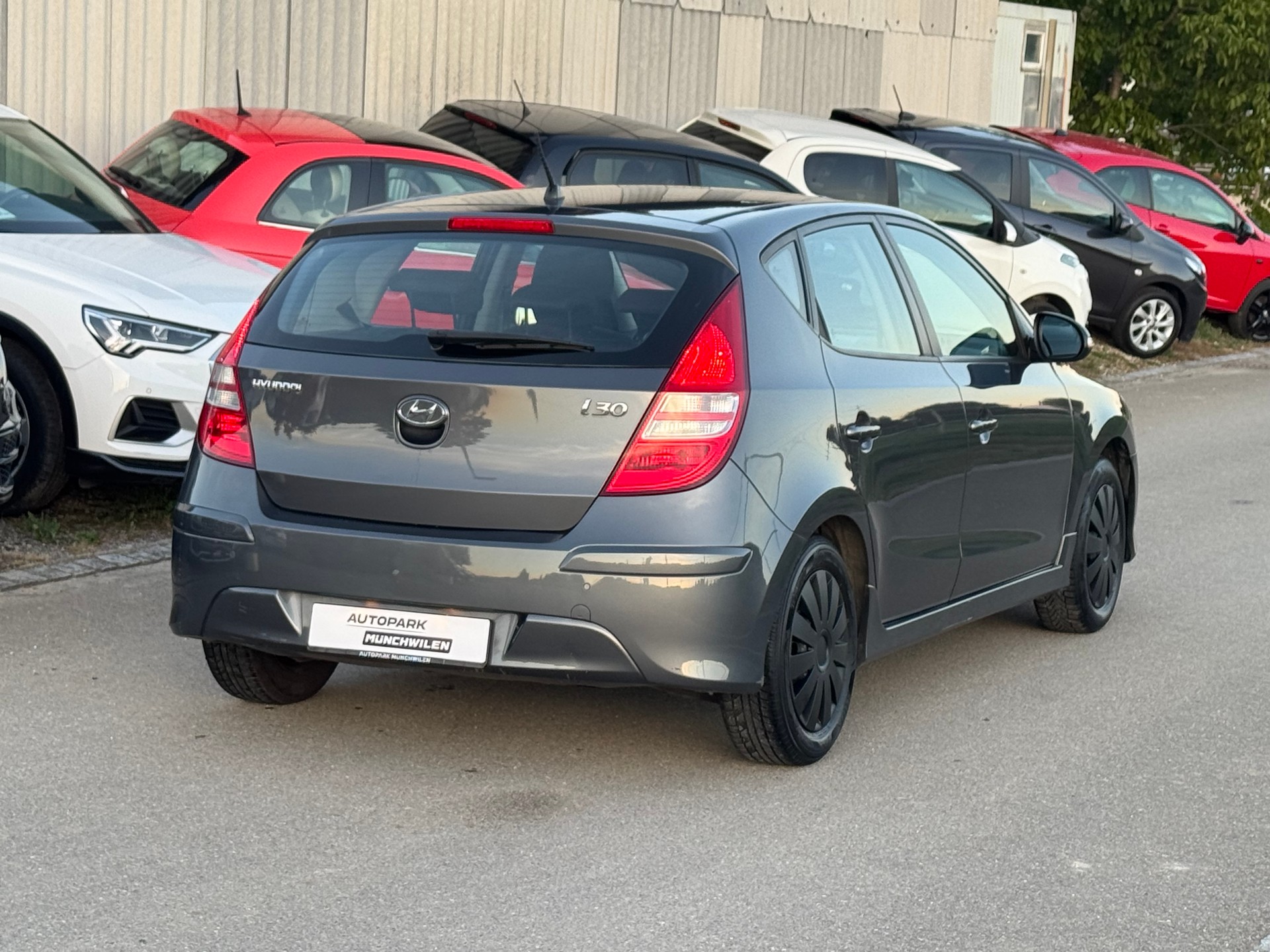 HYUNDAI i30 1.6 Style Automatic-image-2