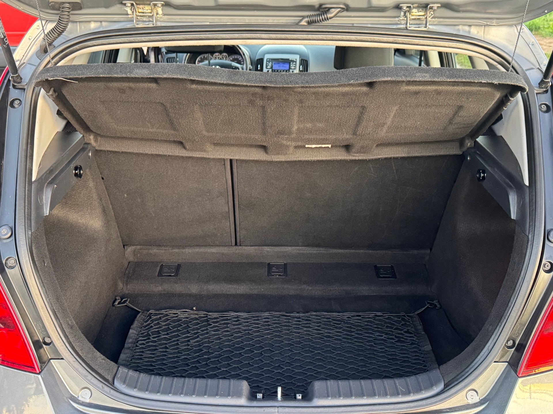 HYUNDAI i30 1.6 Style Automatic-image-15