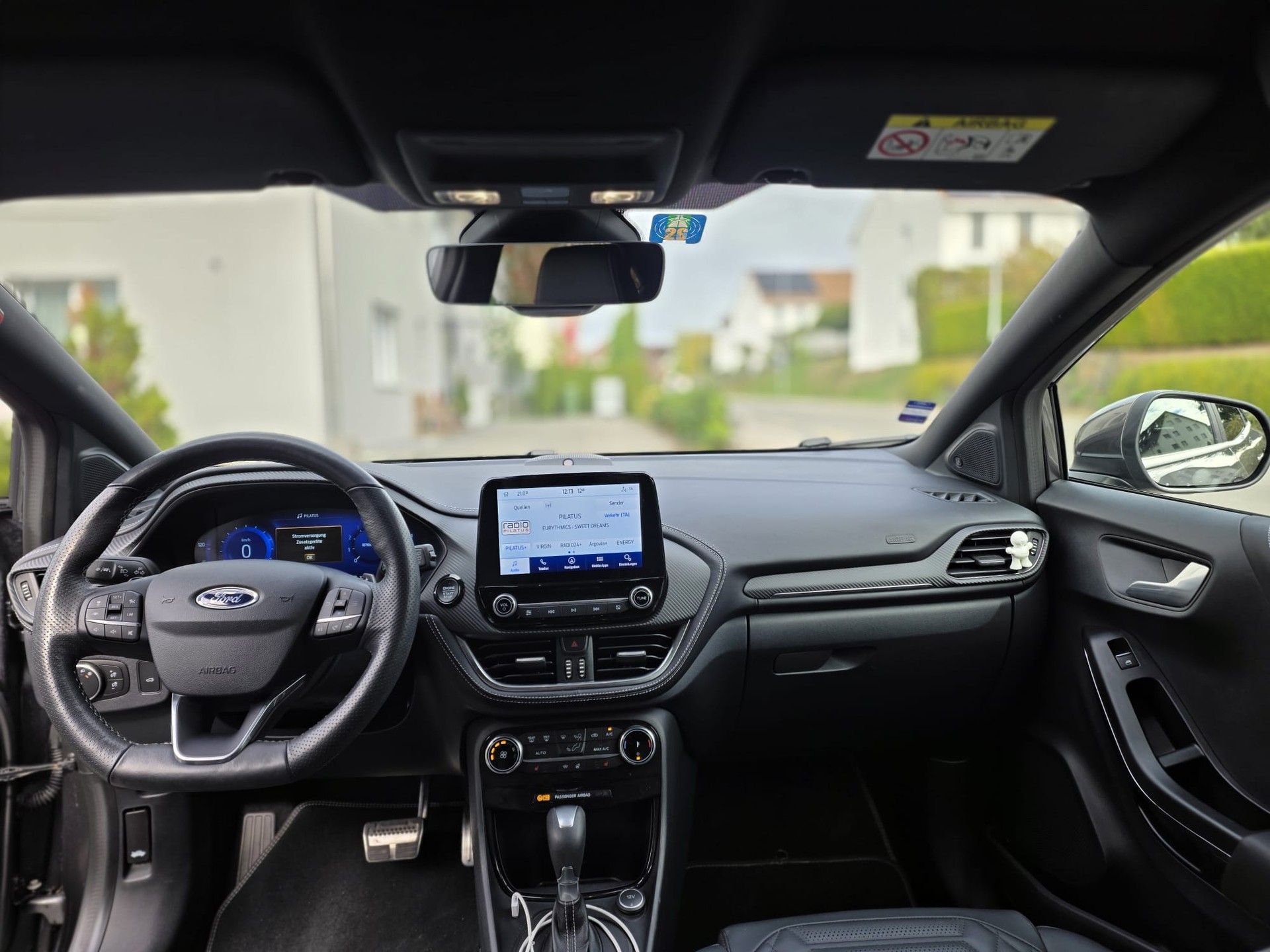 FORD 1.0 EcoB ST-Line Vignale-image-1