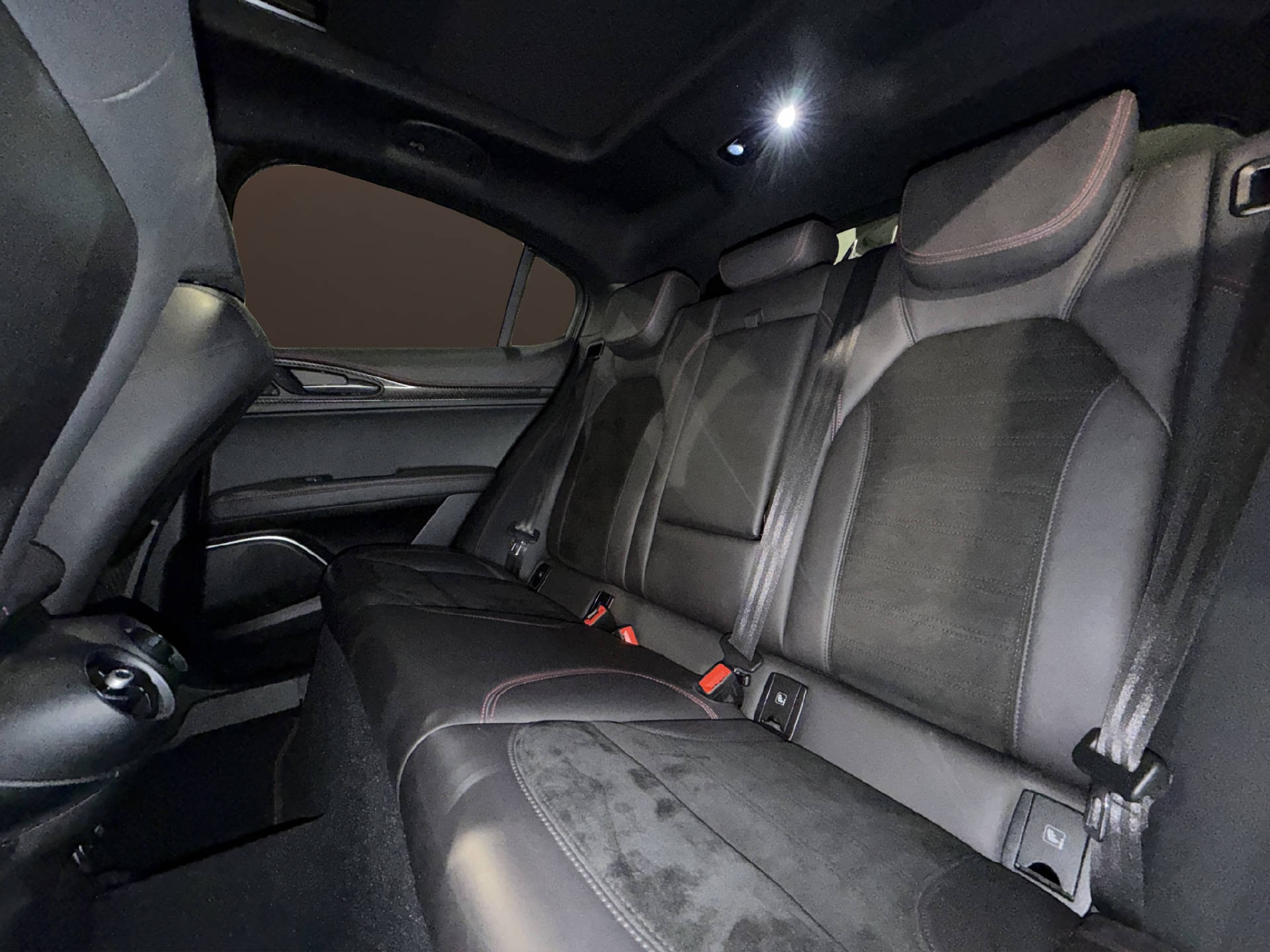 ALFA ROMEO Stelvio 2.9 V6 Biturbo Q4 Quadrifoglio-image-11