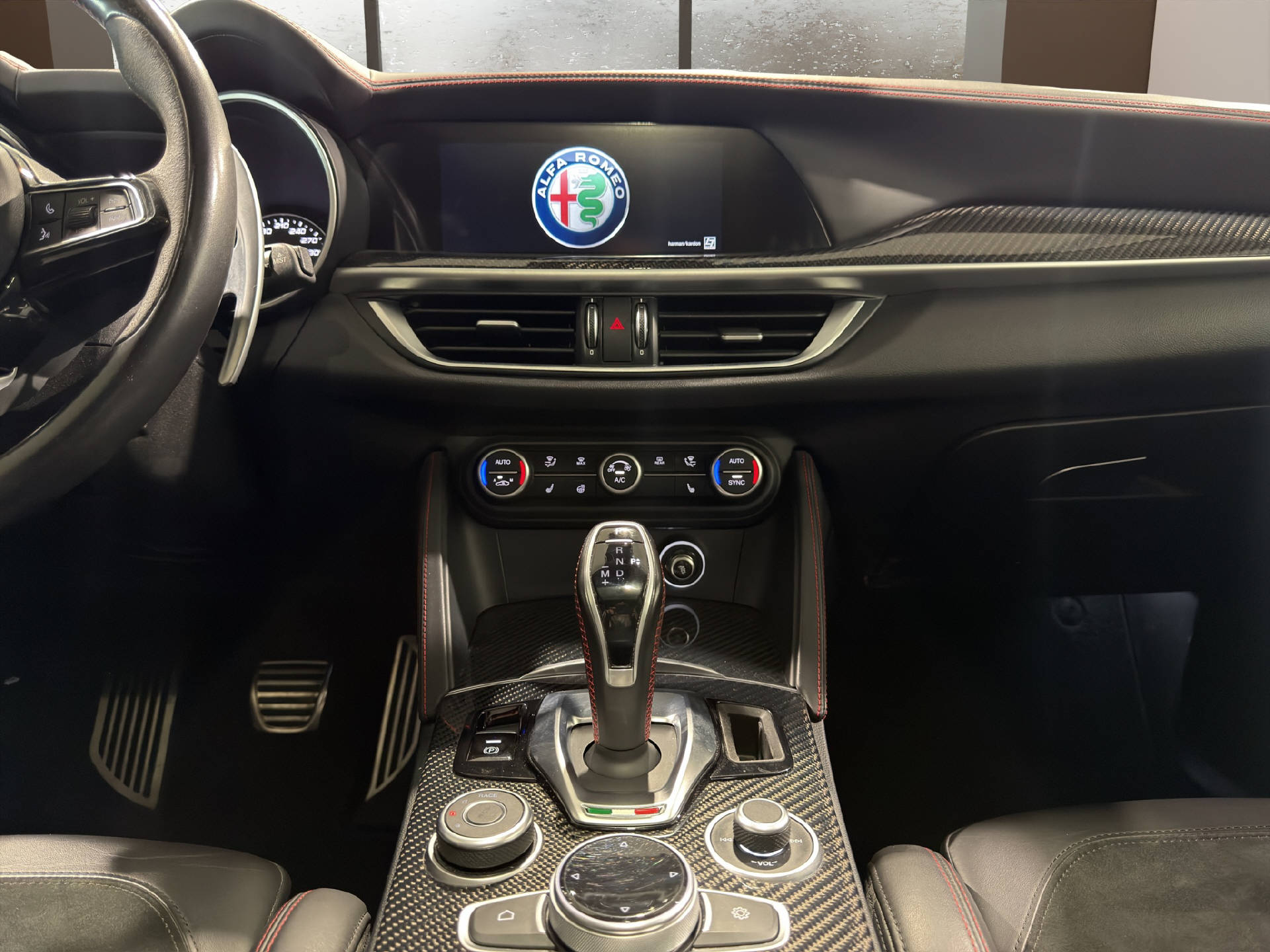 ALFA ROMEO Stelvio 2.9 V6 Biturbo Q4 Quadrifoglio-image-14