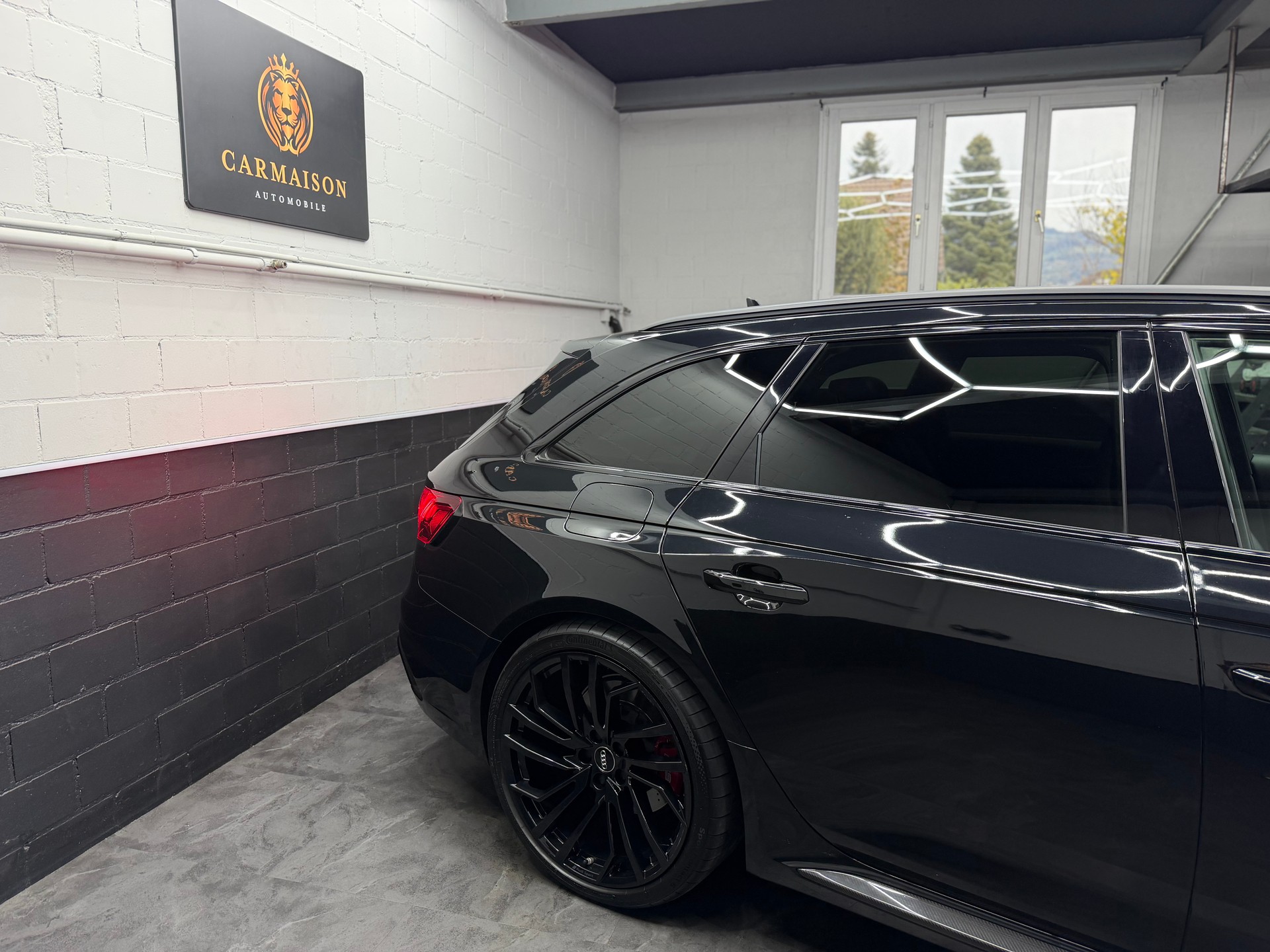 AUDI RS4 Avant quattro | 1. Hand | ACC Tempomat | Head-Up Display | Carbon Interieur&Exterieur | Rückfahrkamera | Bang&Olufsen-image-4