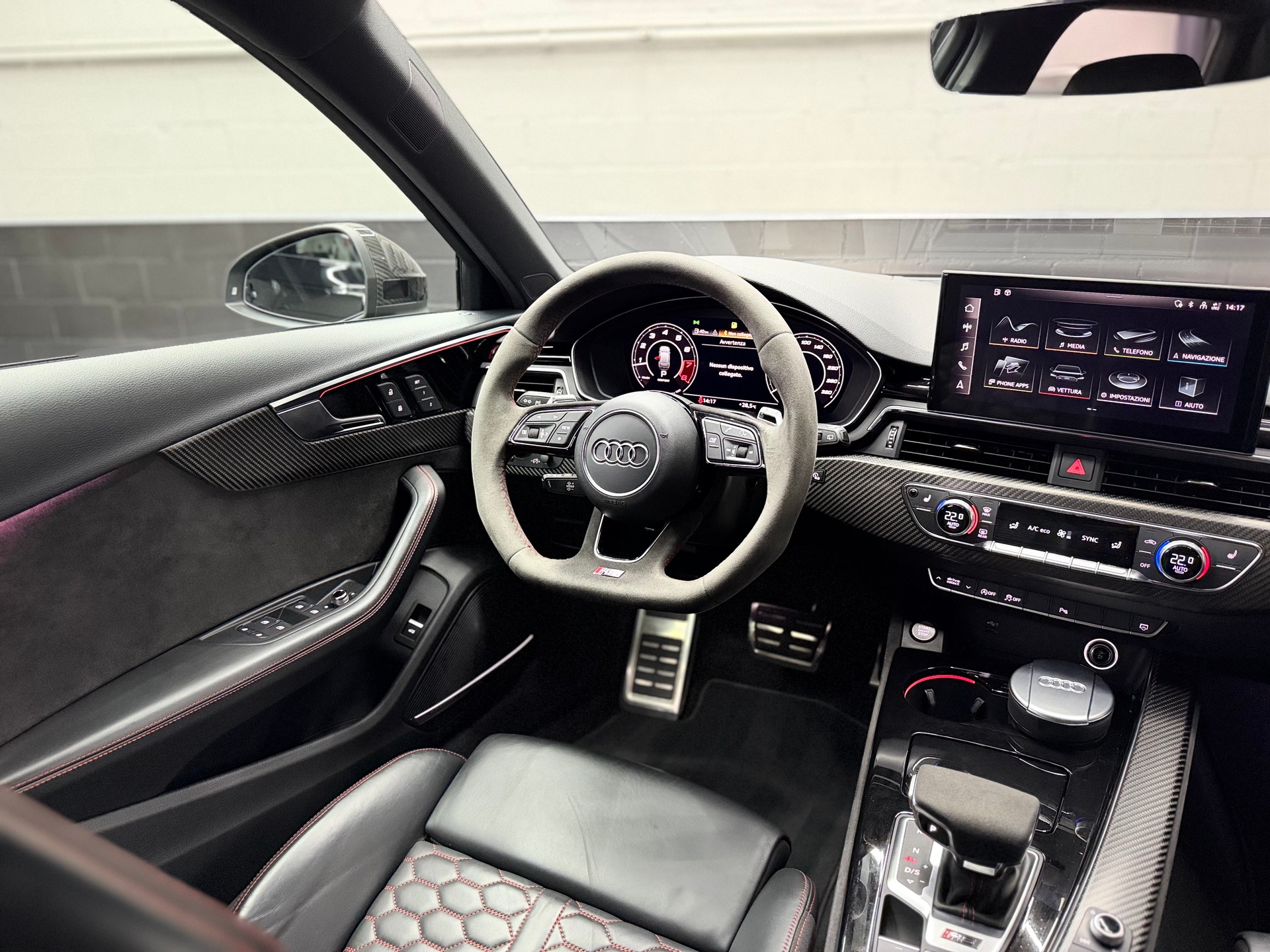 AUDI RS4 Avant quattro | 1. Hand | ACC Tempomat | Head-Up Display | Carbon Interieur&Exterieur | Rückfahrkamera | Bang&Olufsen-image-21