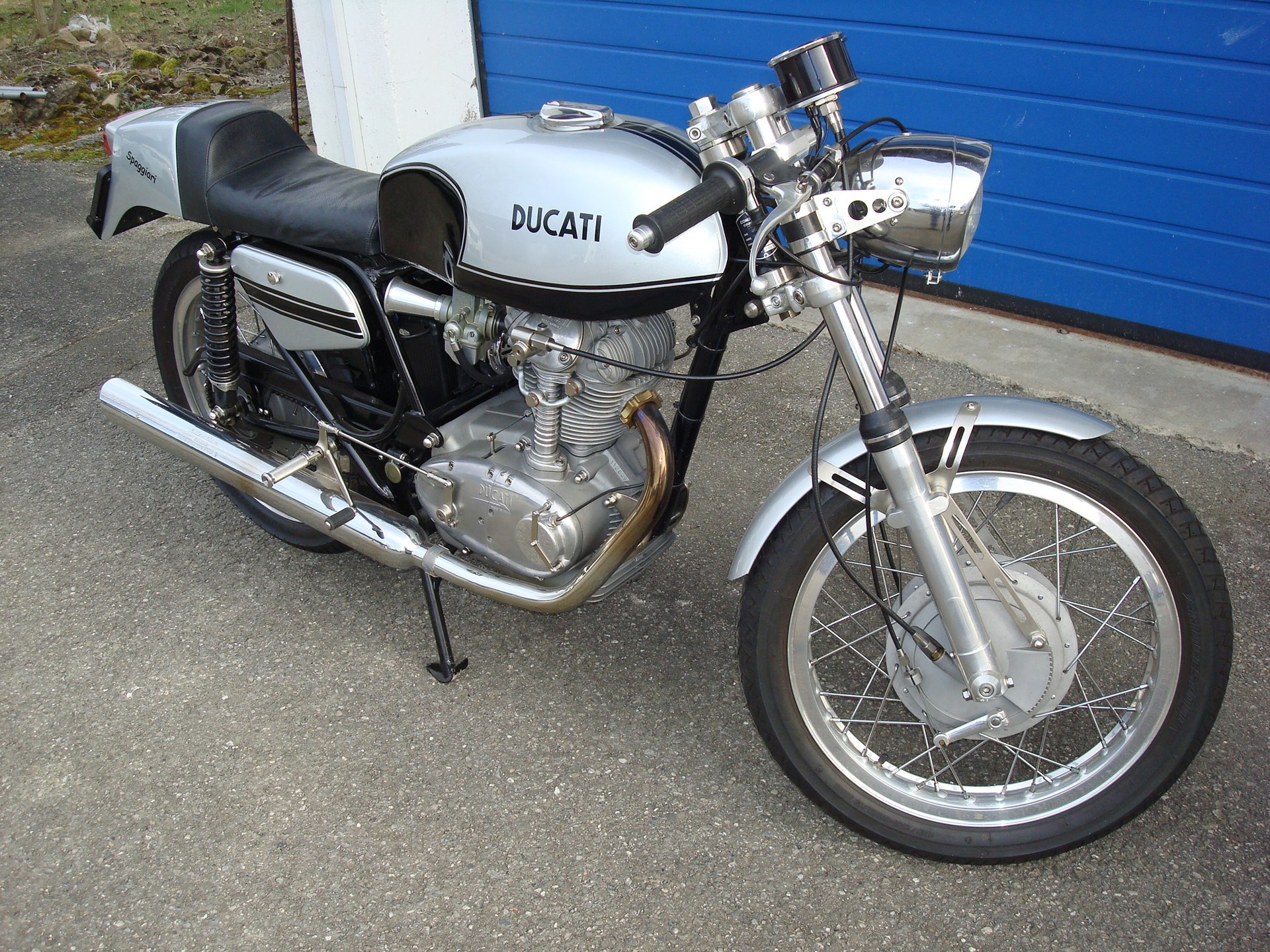 DUCATI GT 250