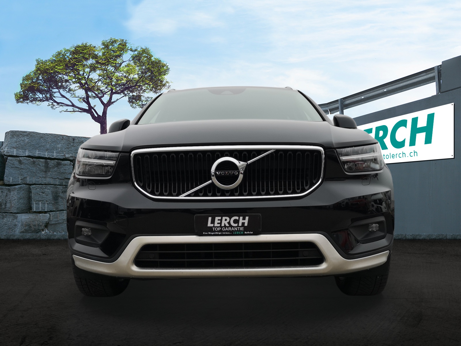VOLVO XC40 B4 Benzin Mild Hybrid AWD Momentum Geartronic-image-1