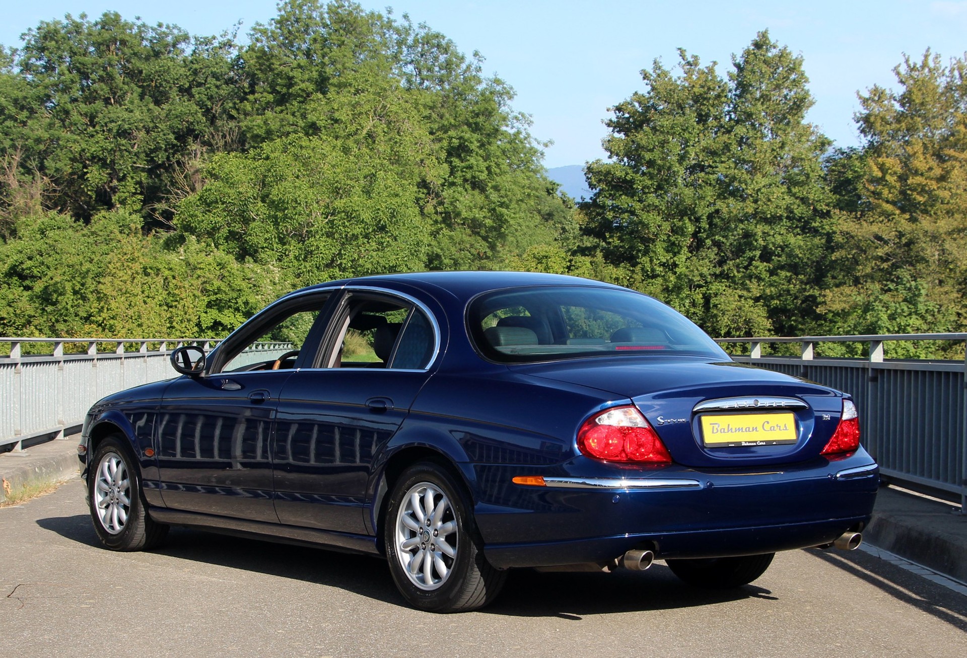 JAGUAR S-Type 3.0 V6 Executive-showroom-element-1