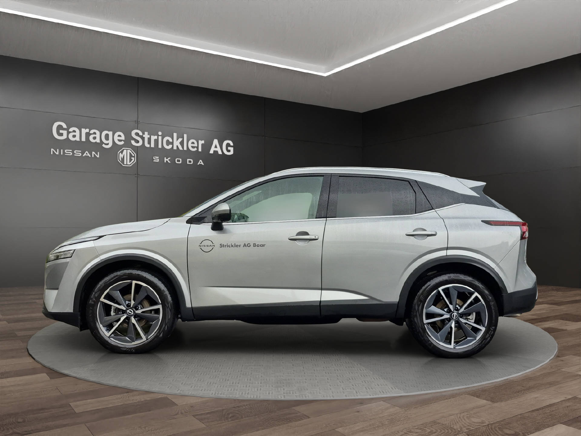 NISSAN Qashqai 1.3 DIG-T Tekna-image-1