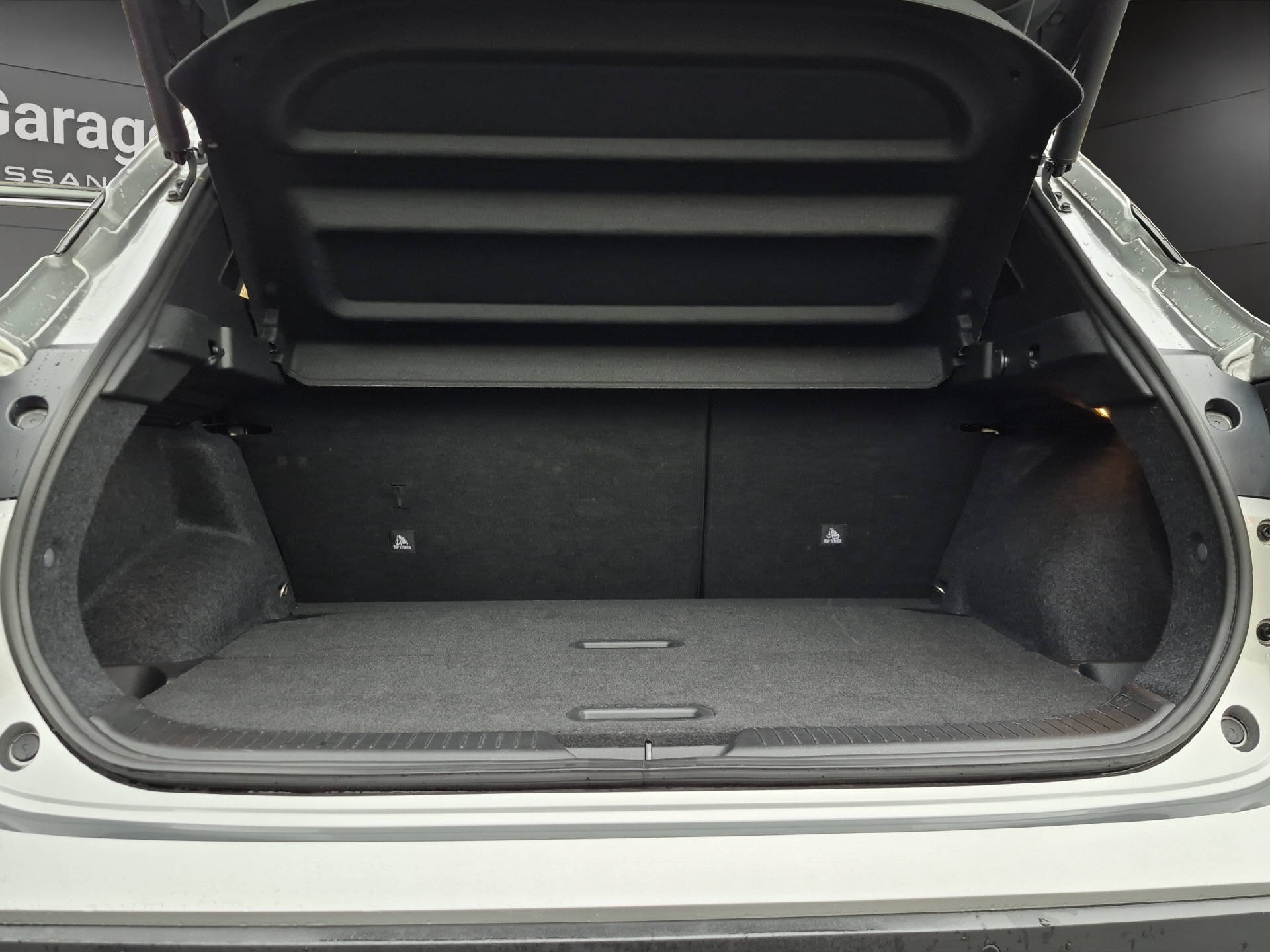 NISSAN Qashqai 1.3 DIG-T Tekna-image-12