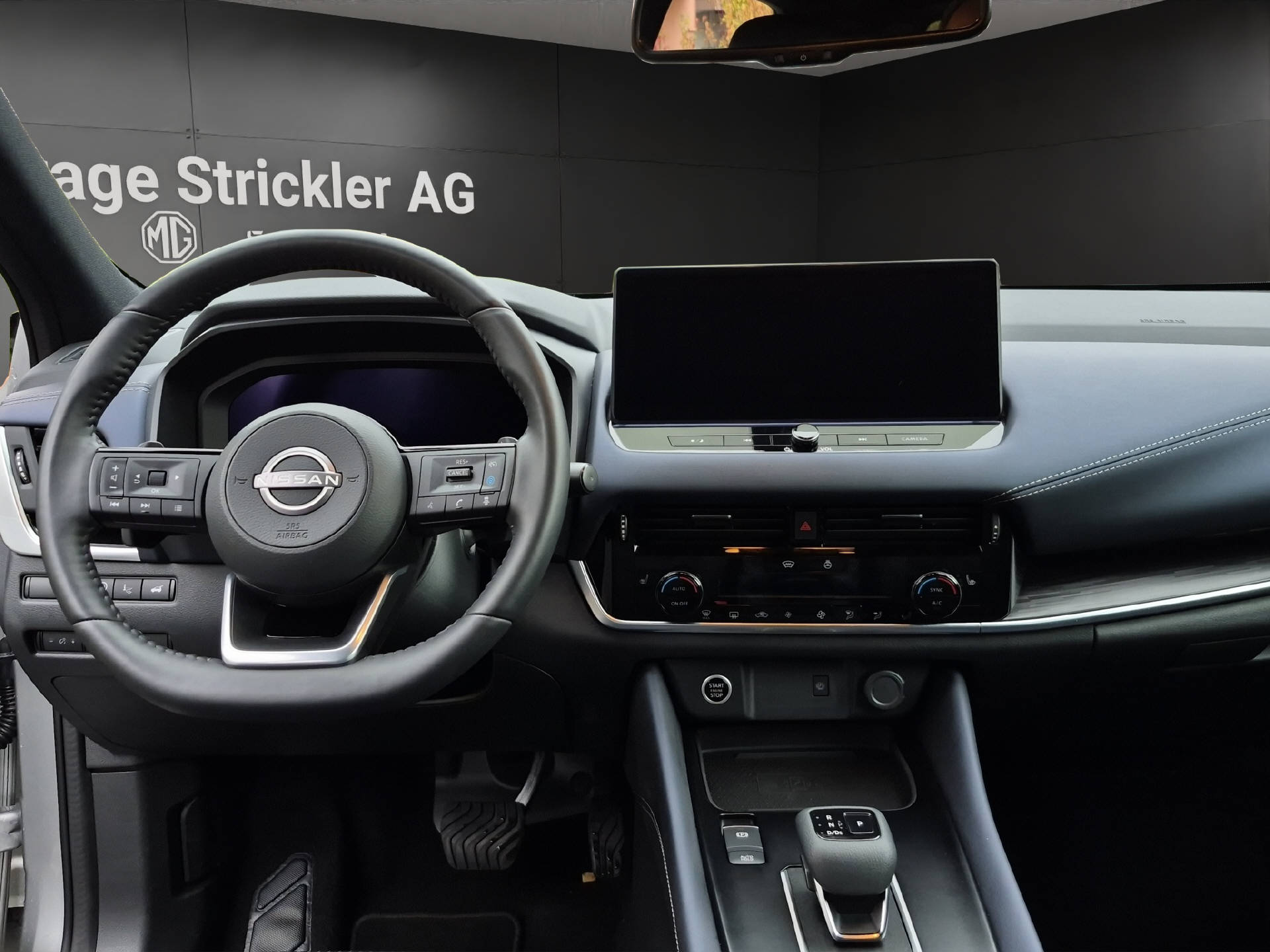 NISSAN Qashqai 1.3 DIG-T Tekna-image-10