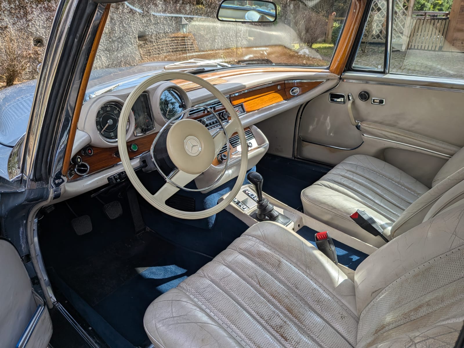 MERCEDES-BENZ SE-image-3
