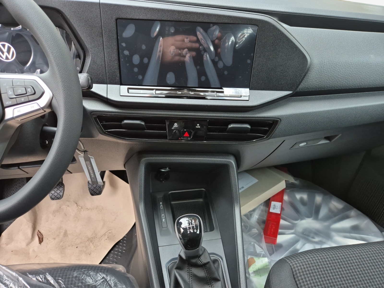 VW Caddy Cargo 2.0TDI Entry-image-10