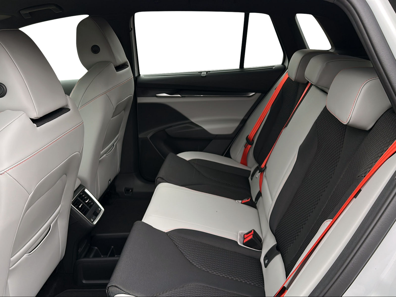 SKODA Elroq 85-image-4