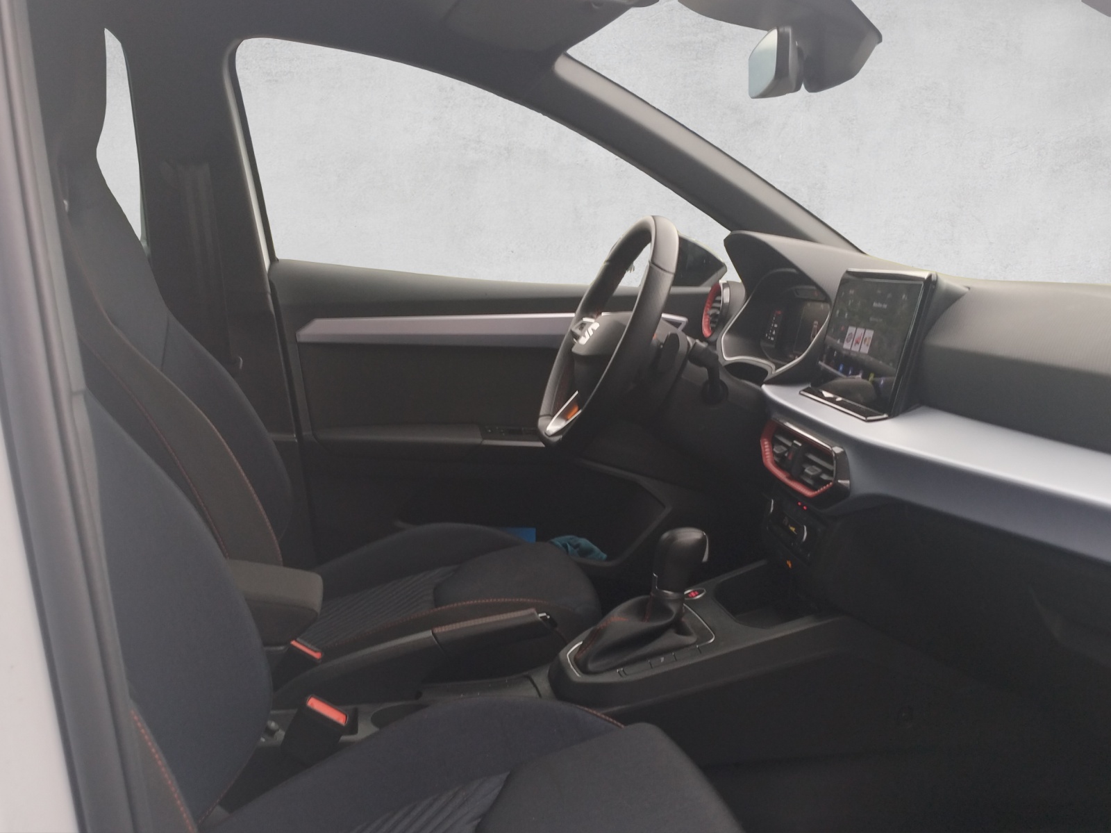SEAT Ibiza 1.0 EcoTSI 75 Edition DSG-image-12