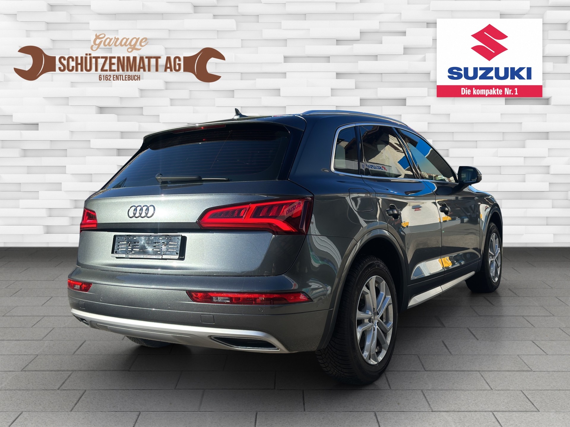 AUDI Q5 2.0 TFSI quattro S-tronic-image-3