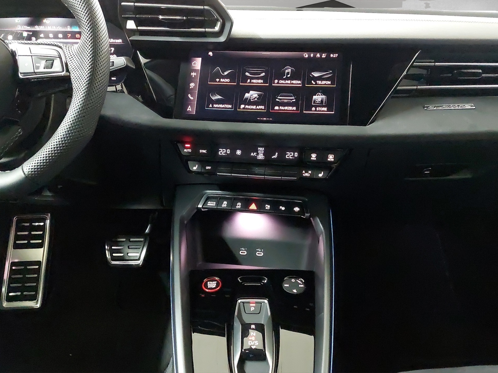 AUDI S3 Sportback TFSI quattro S-tronic-image-7