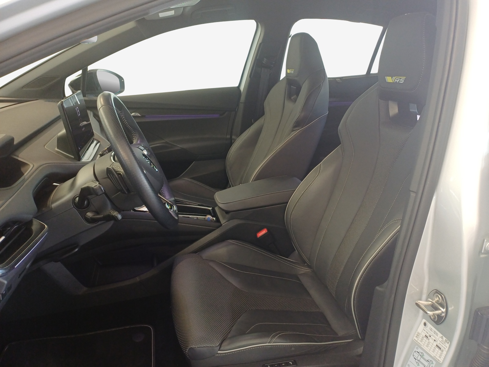 SKODA Enyaq Coupé RS iV 80 4x4-image-7