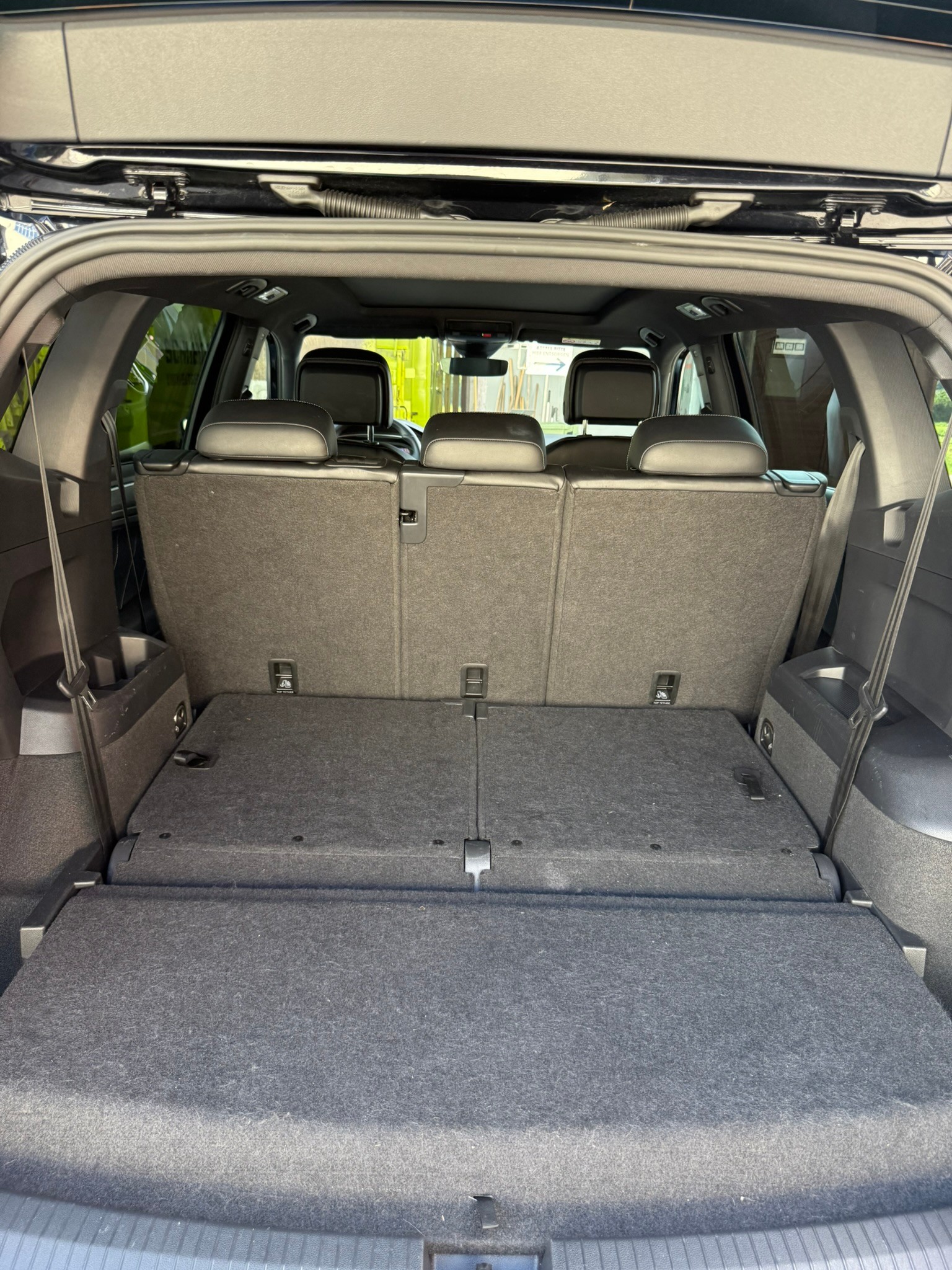 VW Tiguan Allspace 2.0 TDI SCR R-Line 4- Motion DSG-image-7