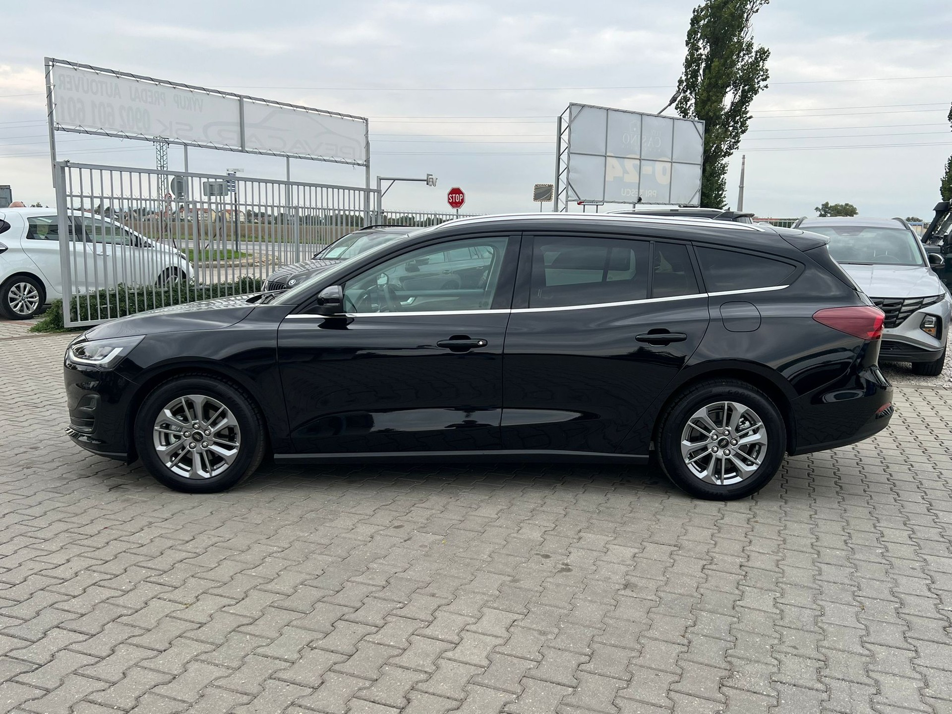 FORD Focus 1.0 MHEV Titanium Automat-image-1