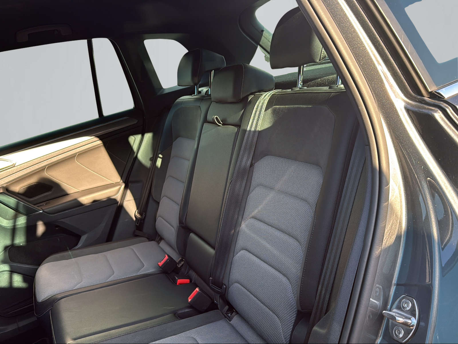 VW Tiguan 2.0 TDI SCR Highline 4Motion DSG-image-6