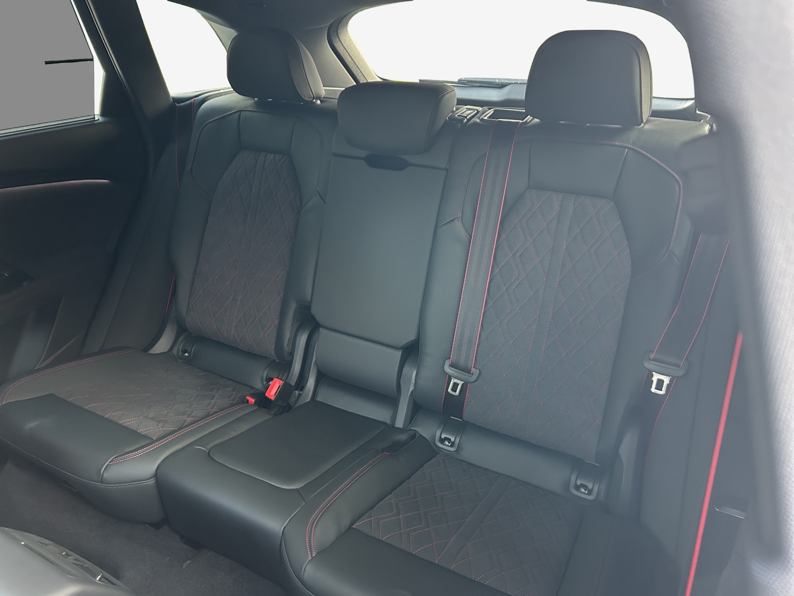 AUDI SQ5 TFSI quattro S-tronic-image-11