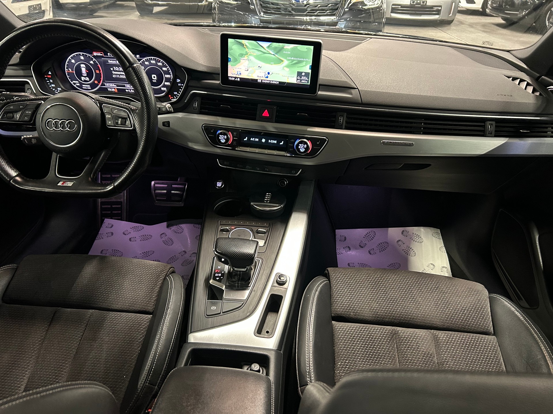 AUDI A4 Avant 2.0 TDI Sport quattro S-tronic-image-14