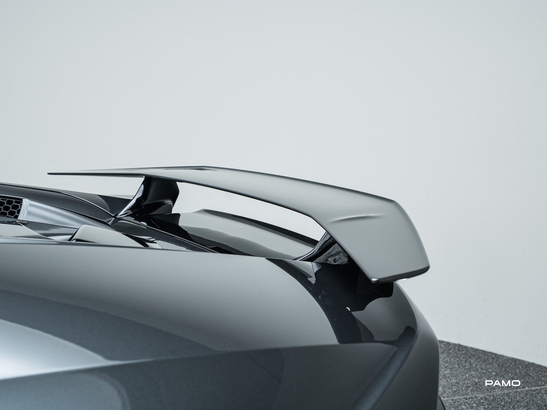 LAMBORGHINI Tecnica-image-22