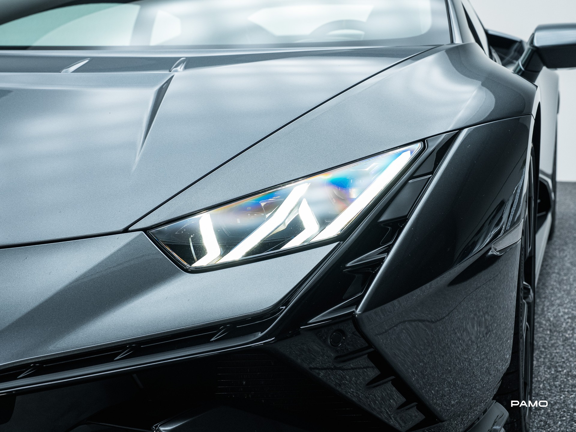 LAMBORGHINI Tecnica-image-10