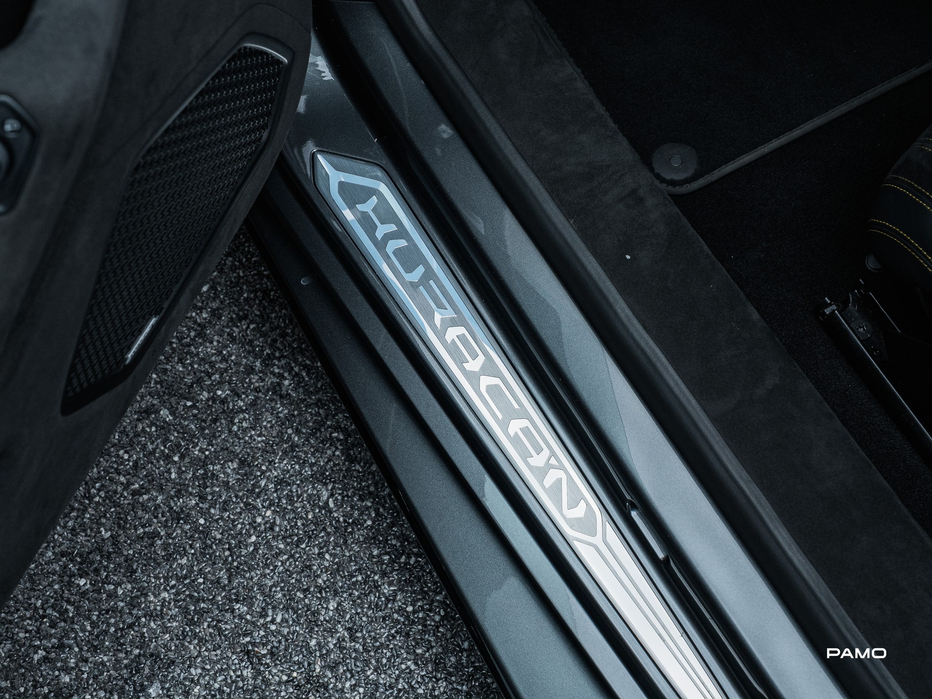 LAMBORGHINI Tecnica-image-15