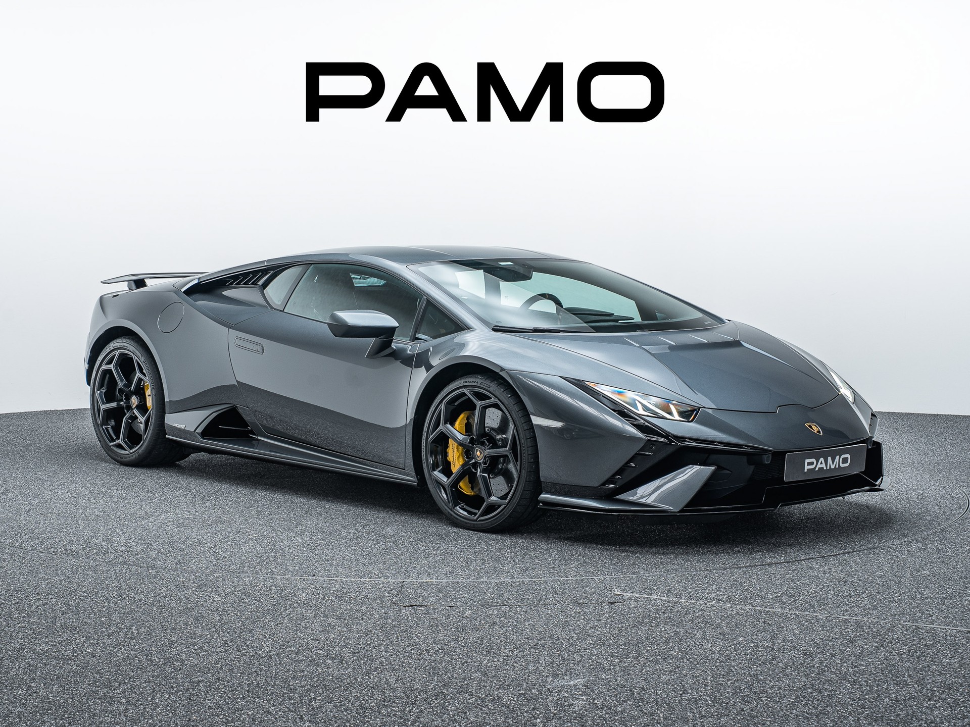 LAMBORGHINI Tecnica