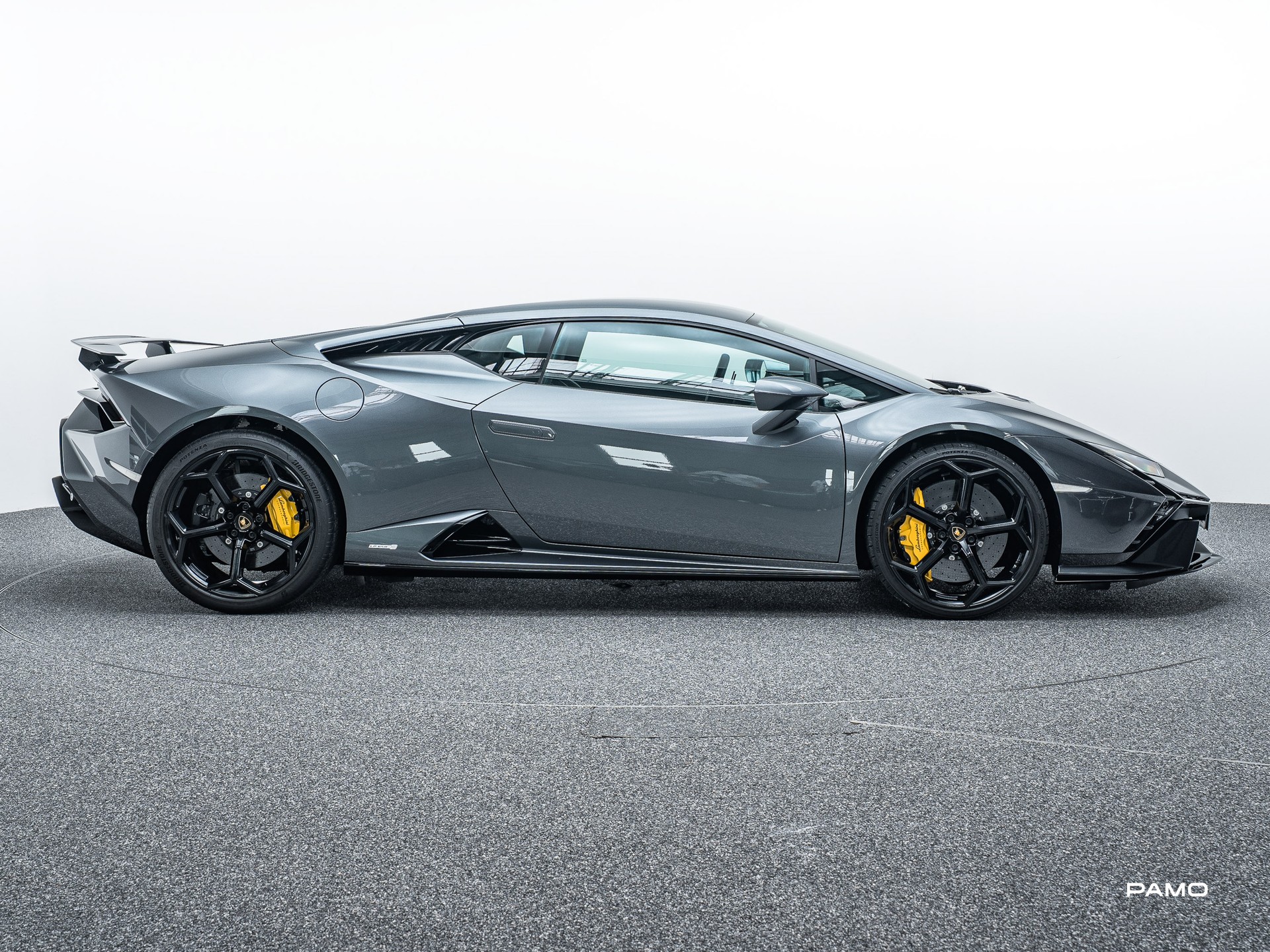 LAMBORGHINI Tecnica-image-7