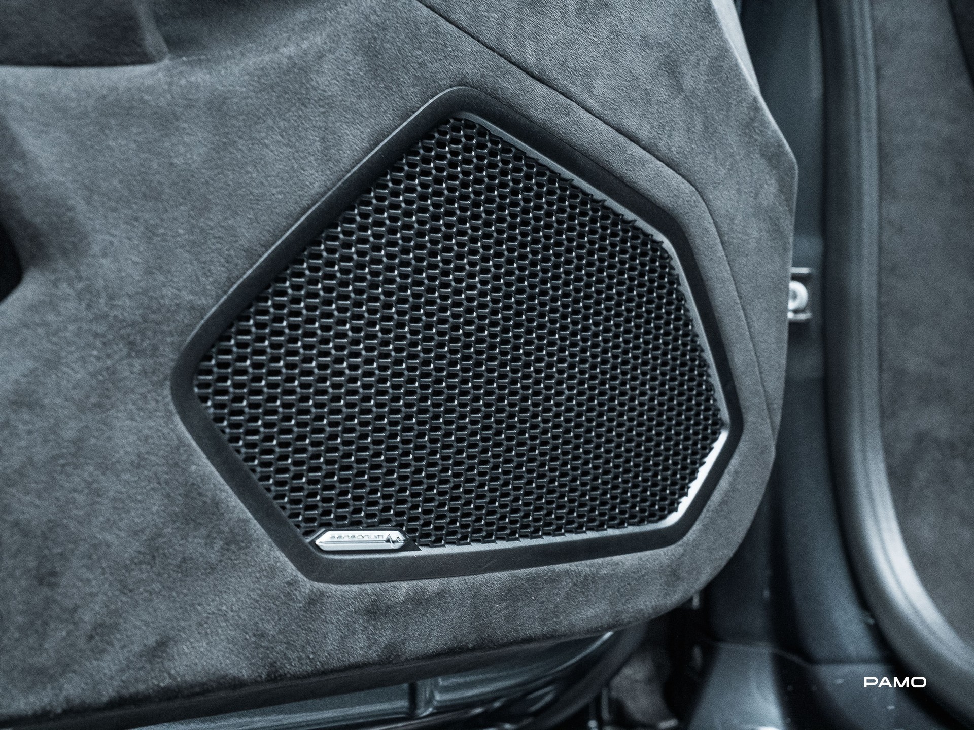 LAMBORGHINI Tecnica-image-18