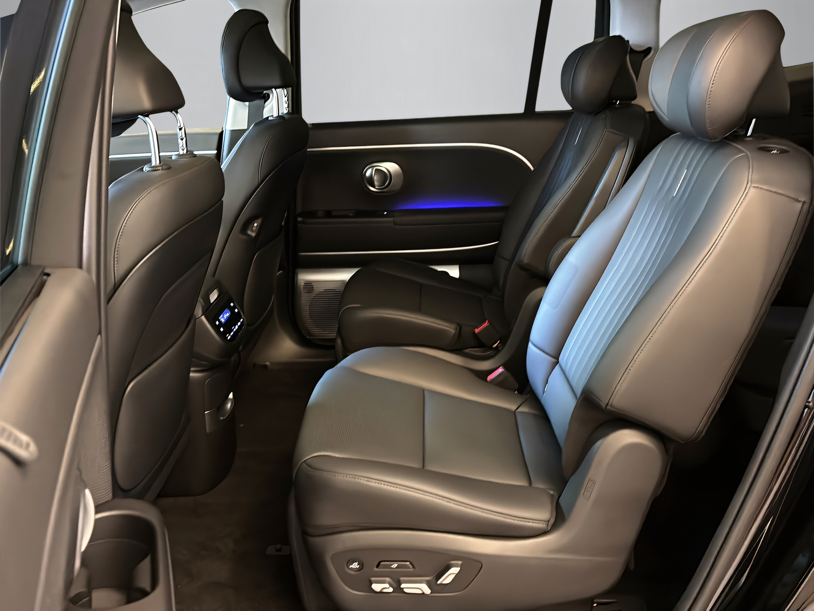 HYUNDAI Ioniq 9 Calligraphy 4WD-image-11