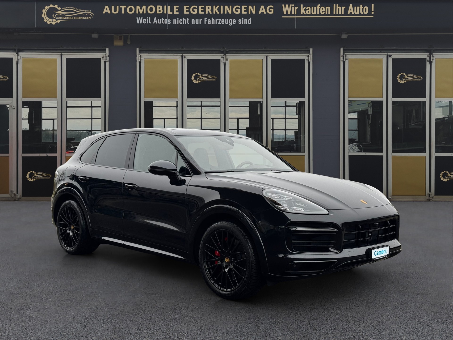 PORSCHE Cayenne 4.0 V8 GTS-image-2