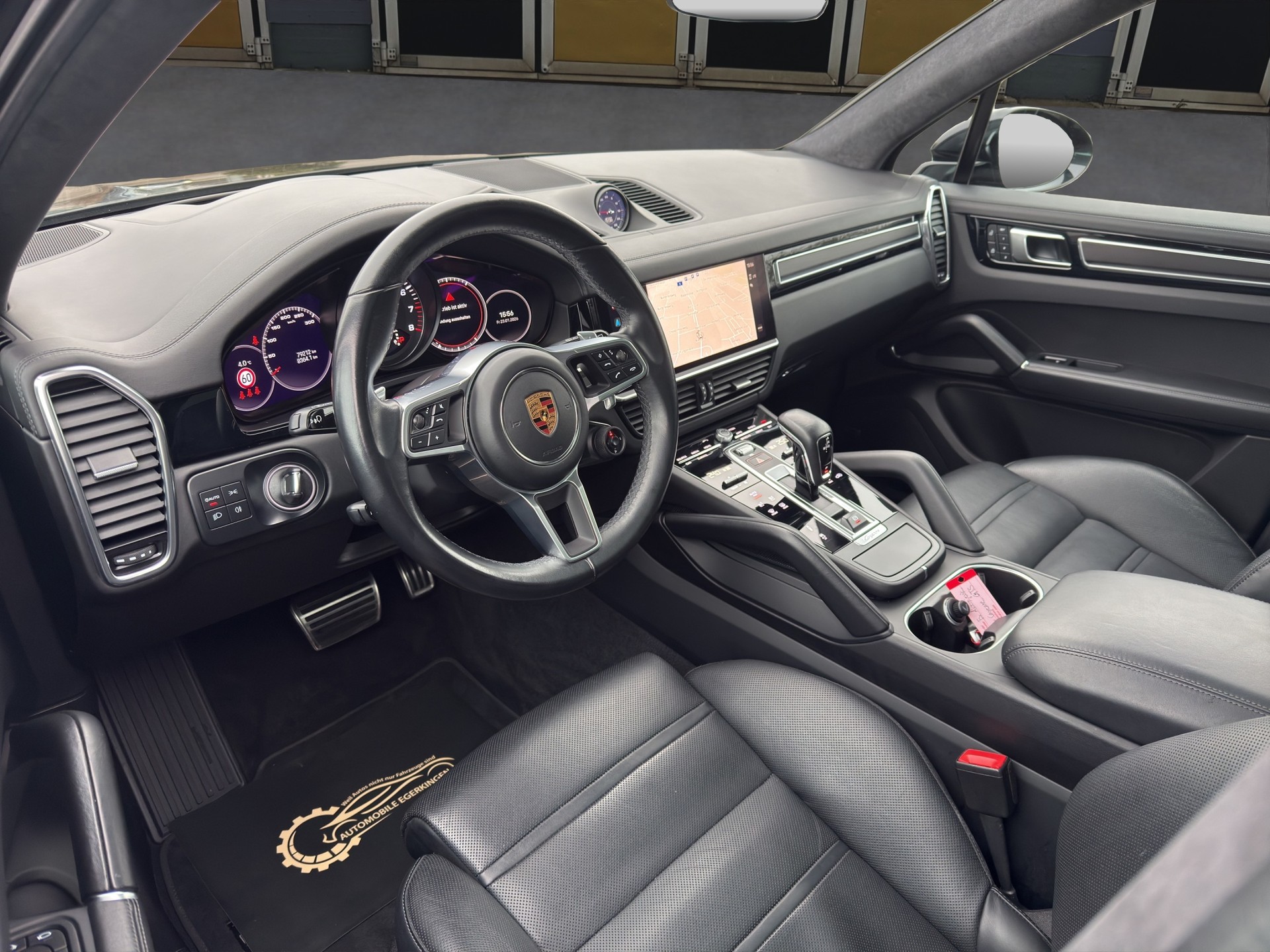 PORSCHE Cayenne 4.0 V8 GTS-image-8