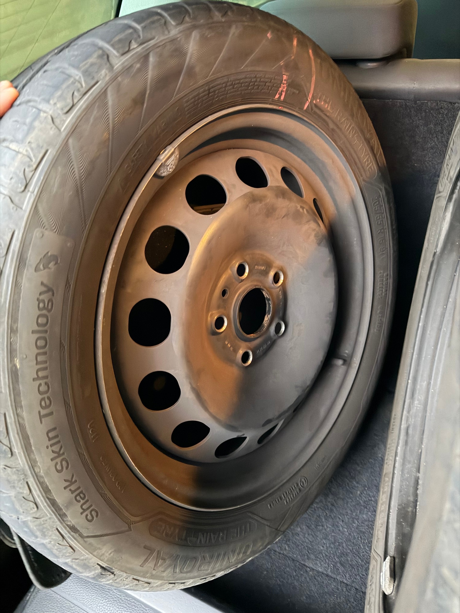 VW Golf Variant 1.9 TDI Comfortline 4Motion-image-11