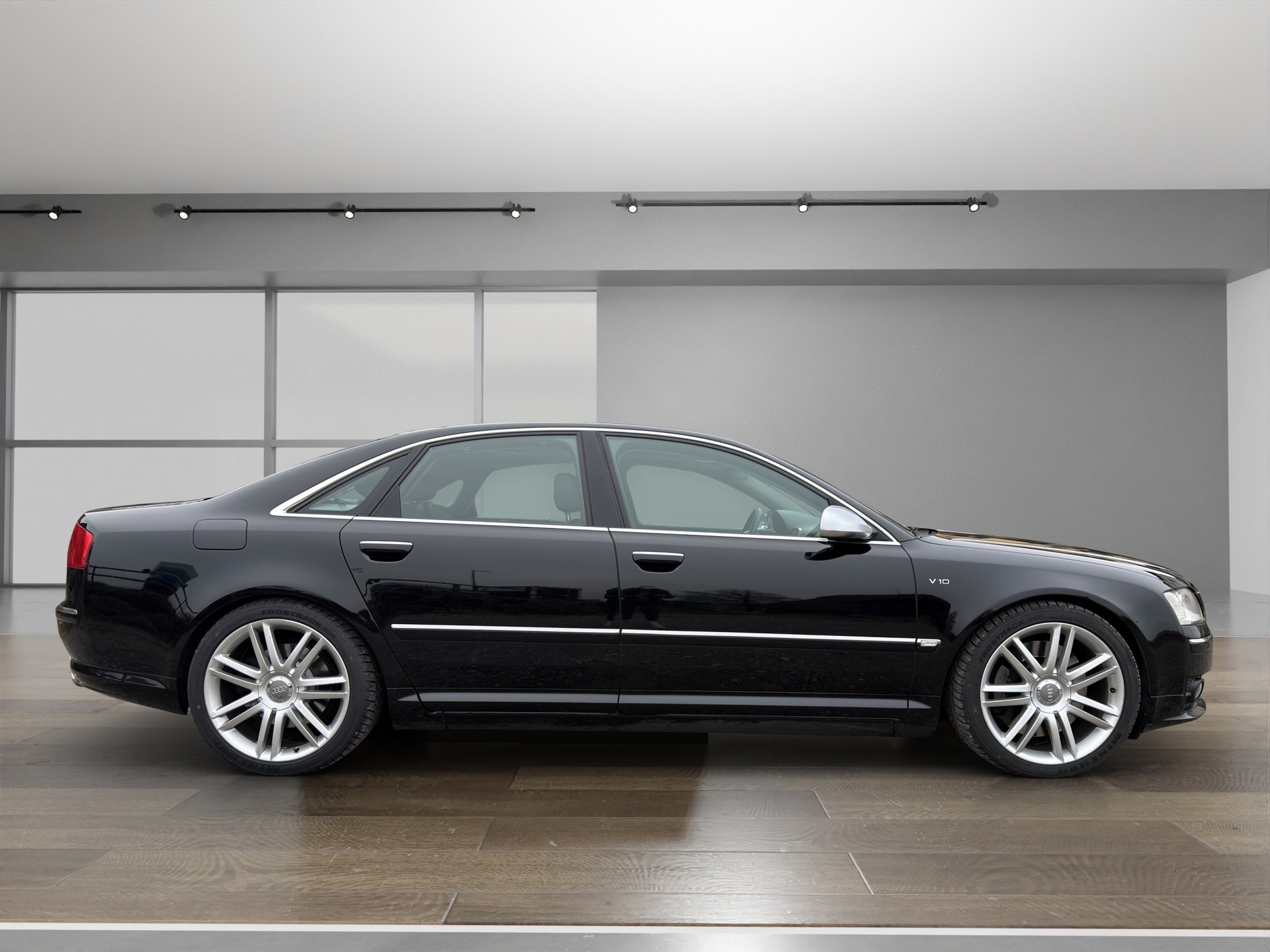 AUDI S8 5.2 V10 quattro tiptronic-image-4
