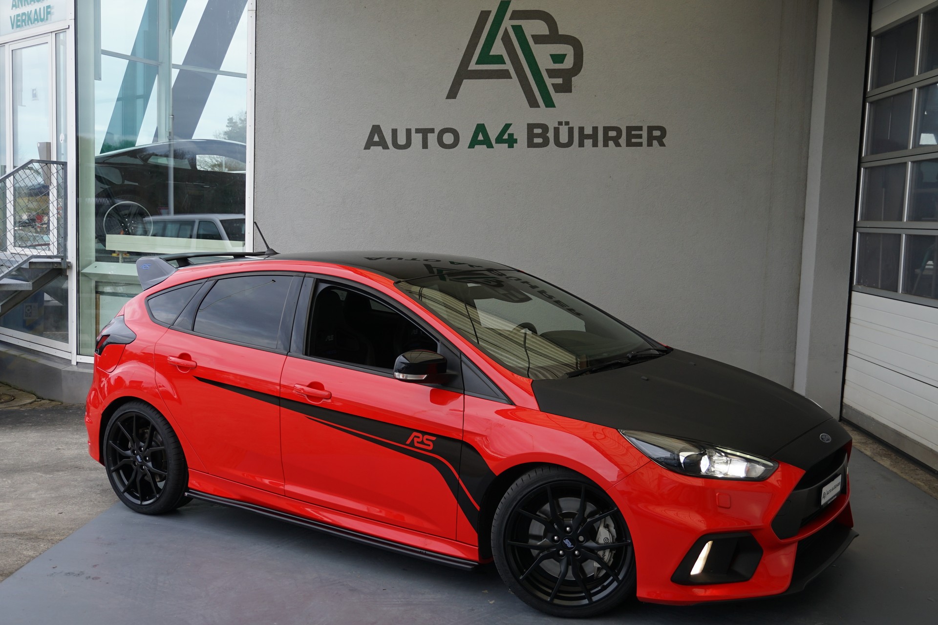 FORD Focus 2.3 RS+ Race Red Edition 350PS 4x4-image-1