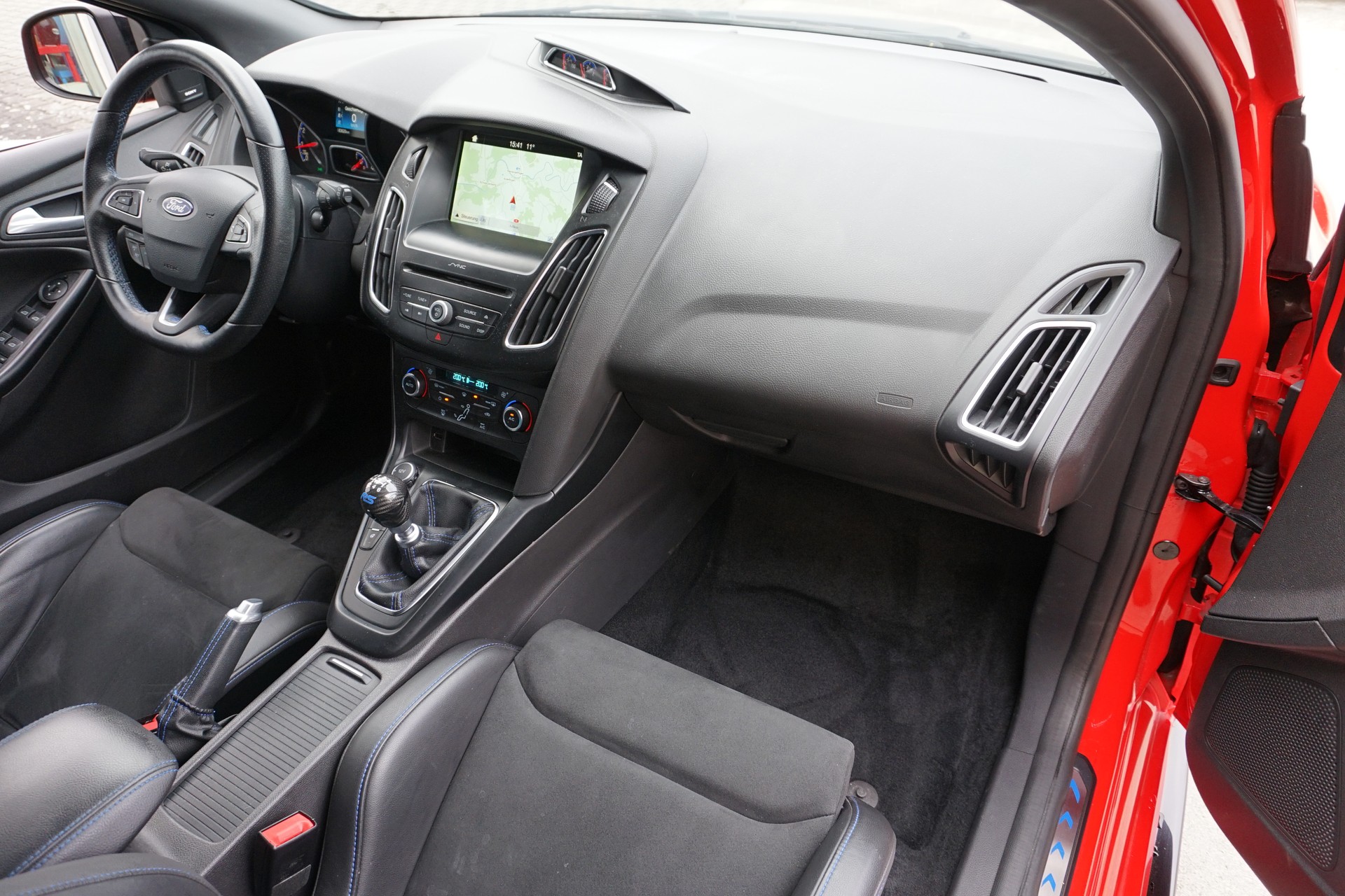FORD Focus 2.3 RS+ Race Red Edition 350PS 4x4-image-20