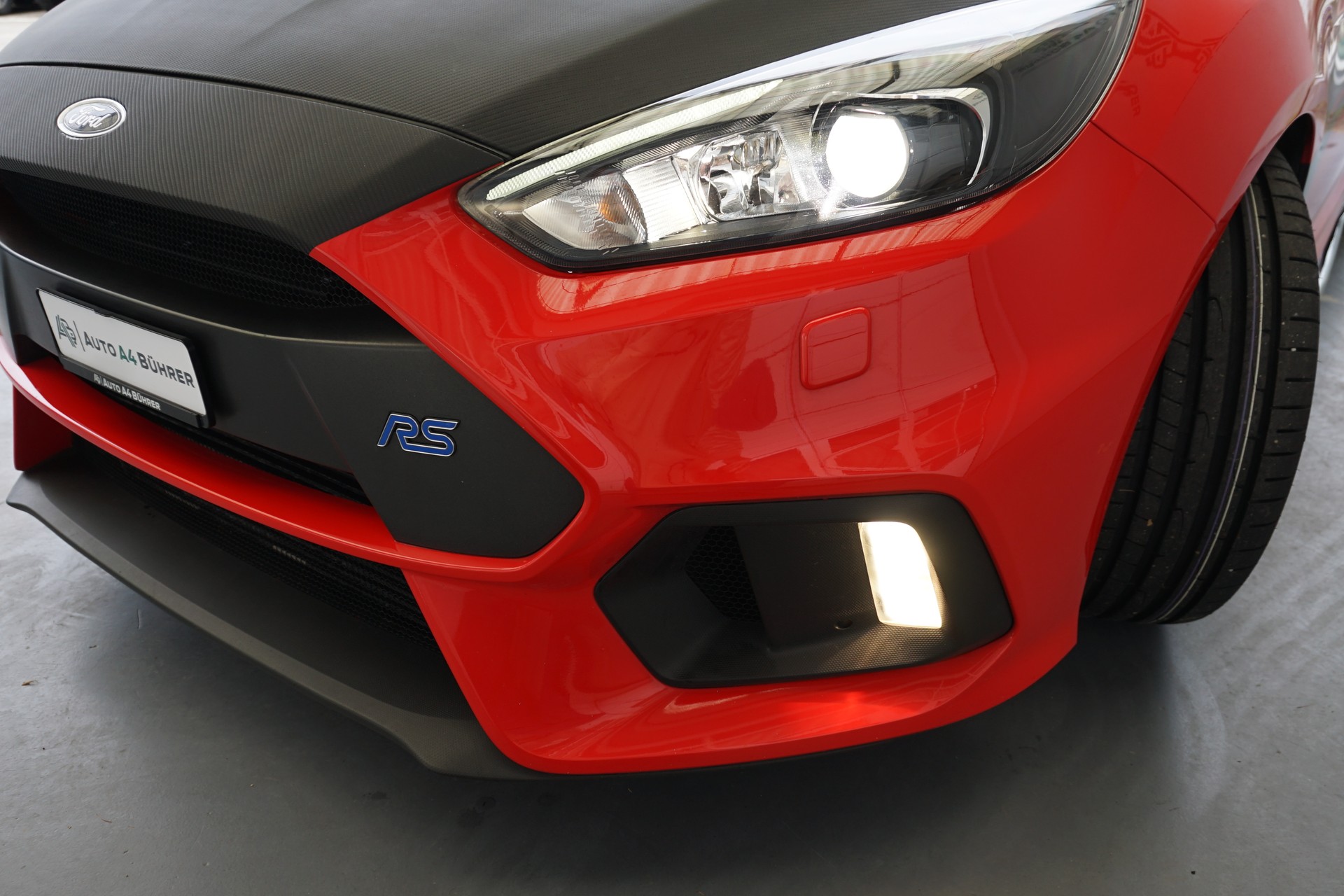 FORD Focus 2.3 RS+ Race Red Edition 350PS 4x4-image-3