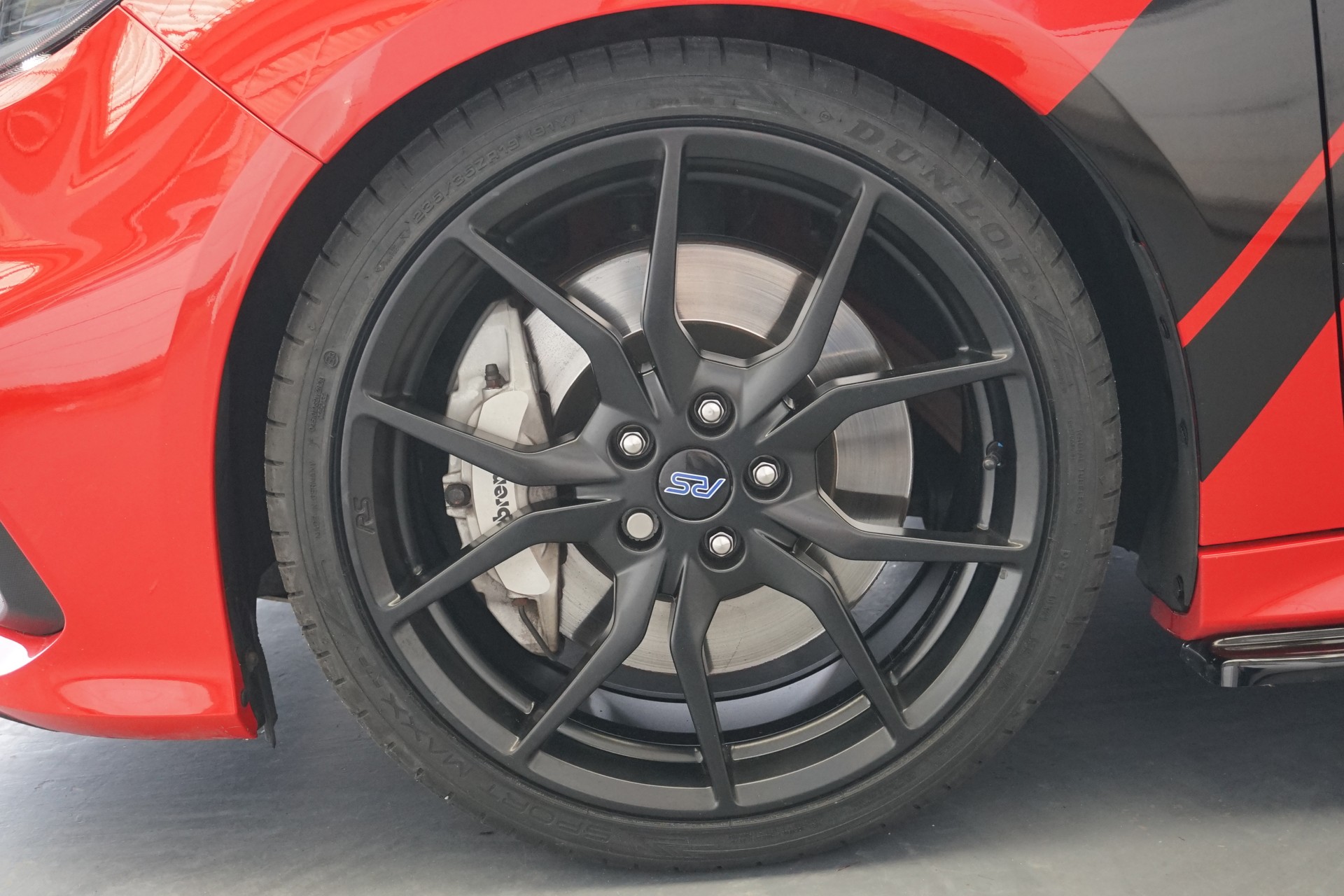 FORD Focus 2.3 RS+ Race Red Edition 350PS 4x4-image-15
