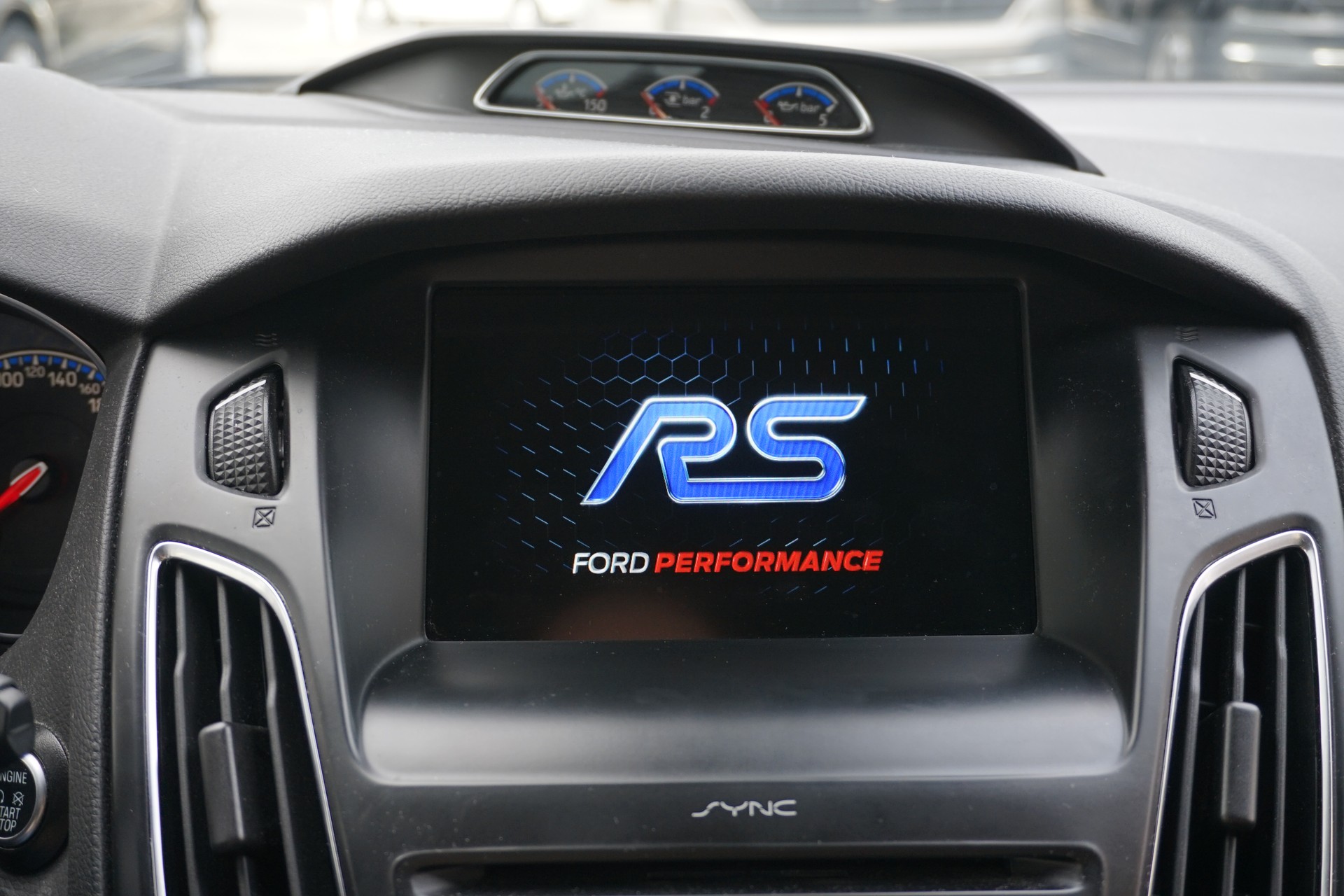 FORD Focus 2.3 RS+ Race Red Edition 350PS 4x4-image-22