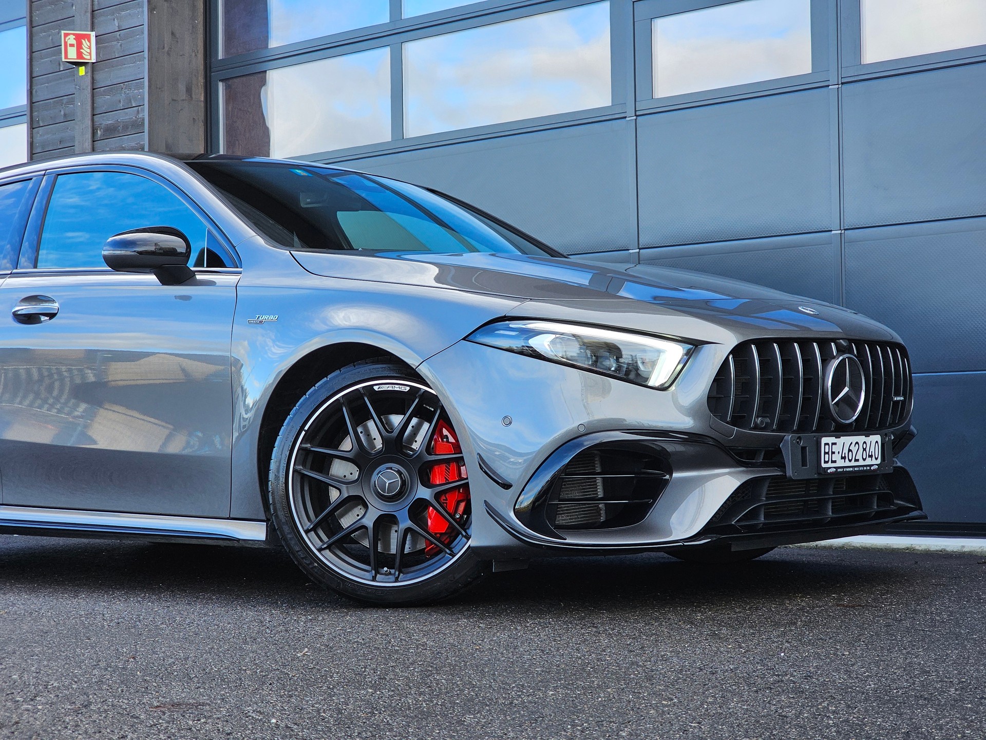 MERCEDES-BENZ A 45 S AMG 4Matic+ Speedshift-image-5