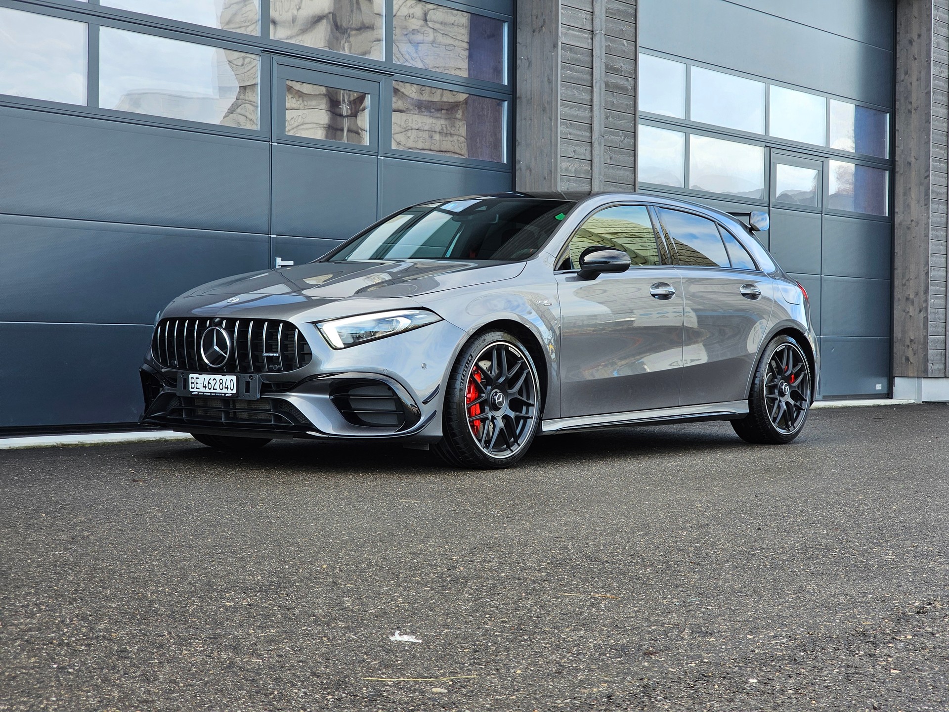 MERCEDES-BENZ A 45 S AMG 4Matic+ Speedshift-image-6