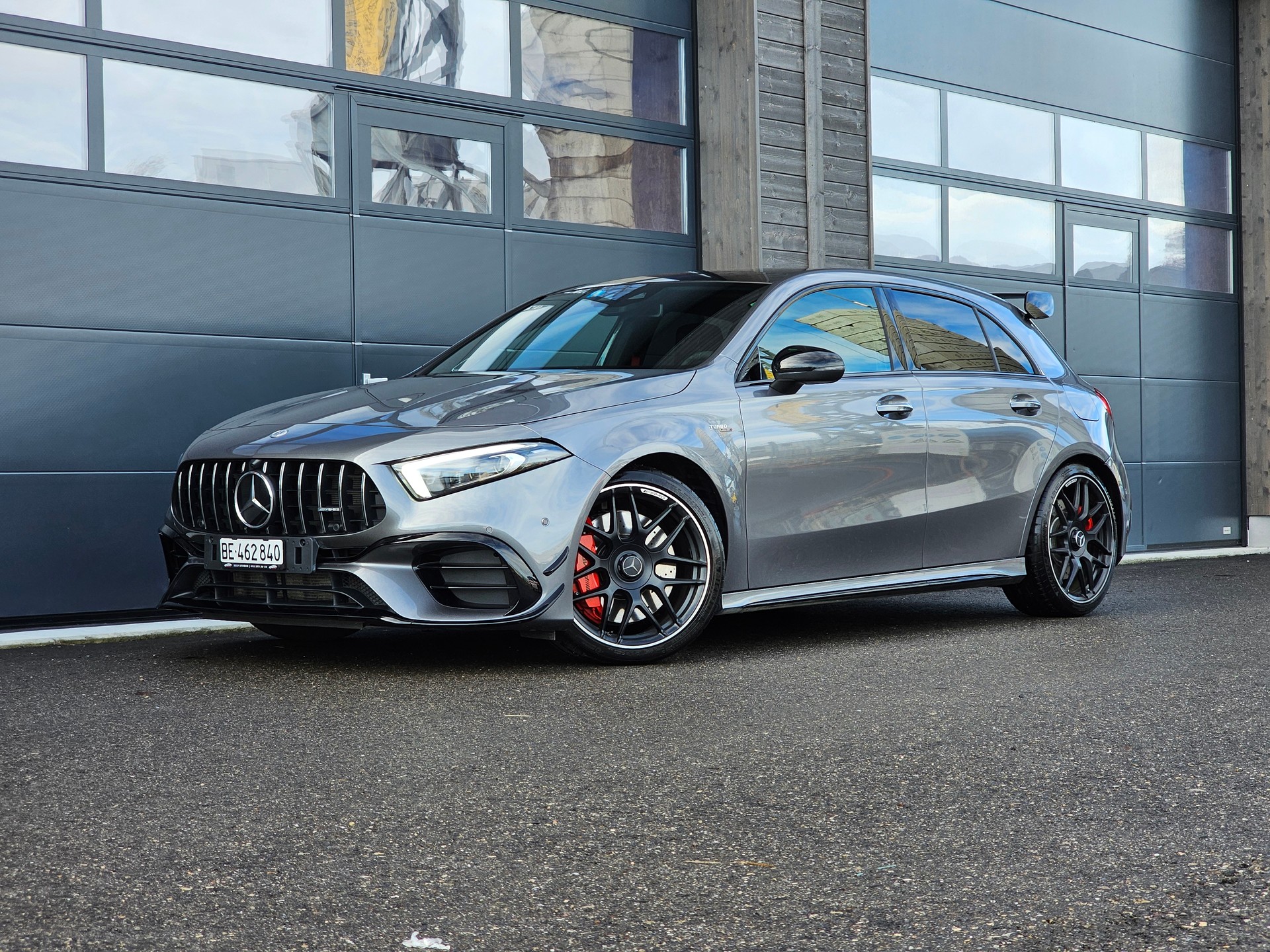 MERCEDES-BENZ A 45 S AMG 4Matic+ Speedshift-image-4